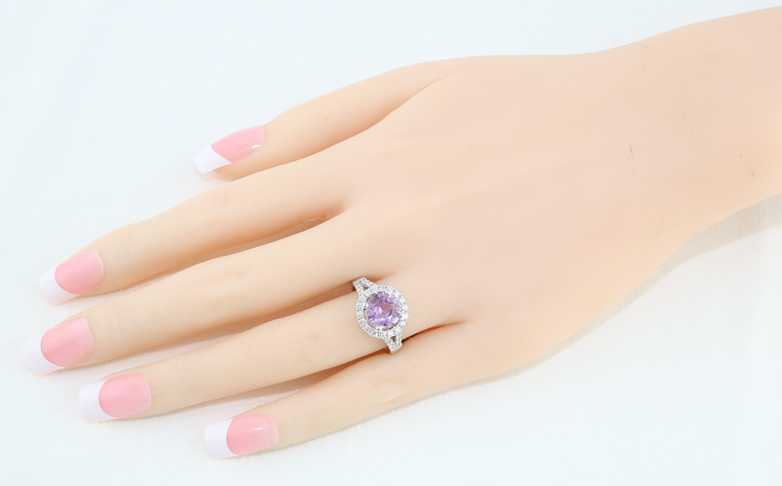Round Cut Certified No Heat 2.18 Carat Round Pink Sapphire Diamond Gold Ring For Sale