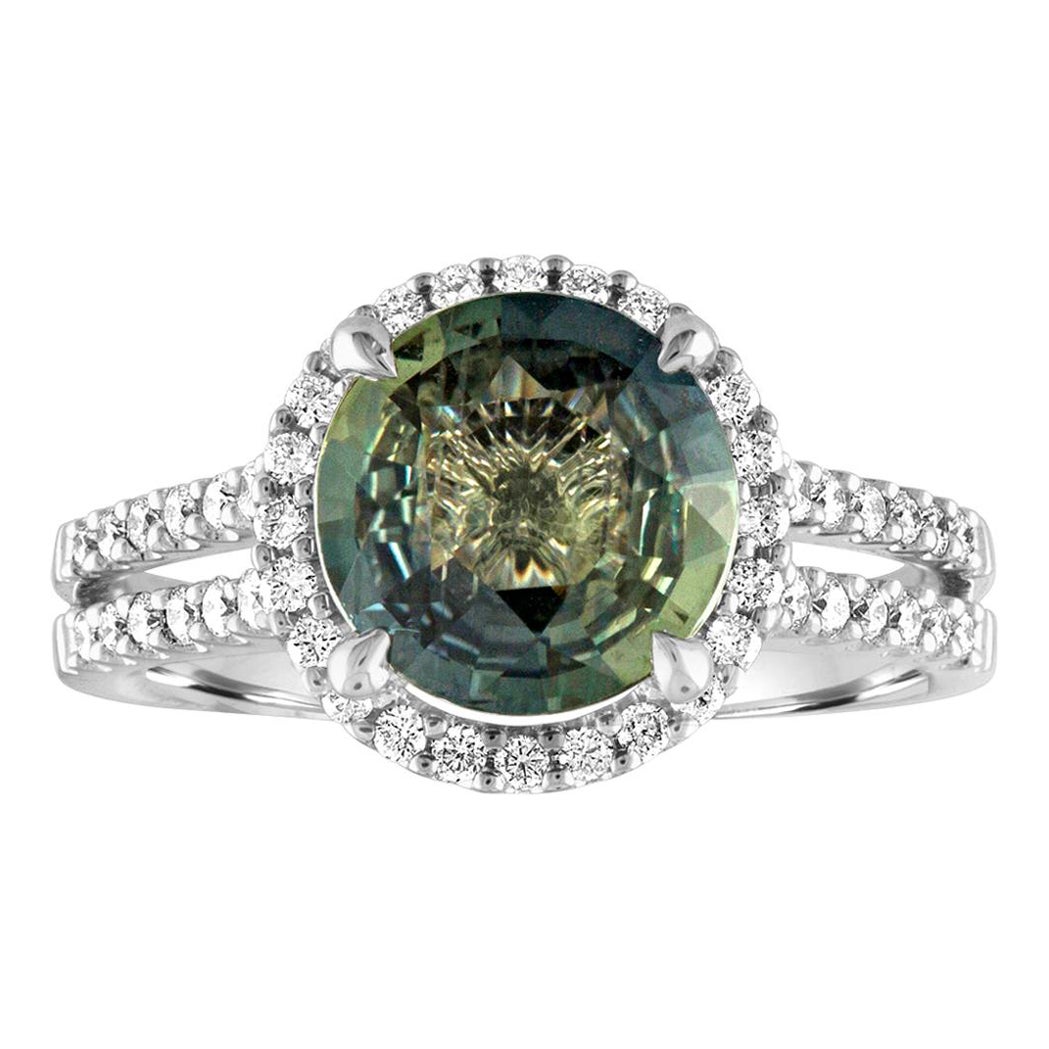 Bague en or avec diamants et saphir vert bleuté certifié sans chaleur de 2,56 carats
