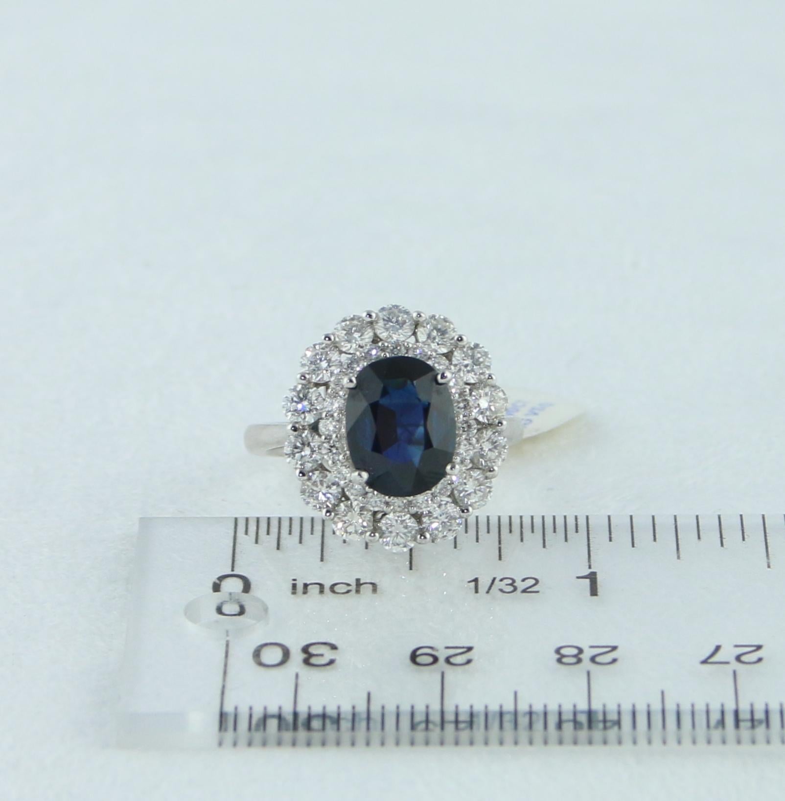 Certified No Heat 3.22 Carat Oval Blue Sapphire Diamond Gold Ring For Sale 3