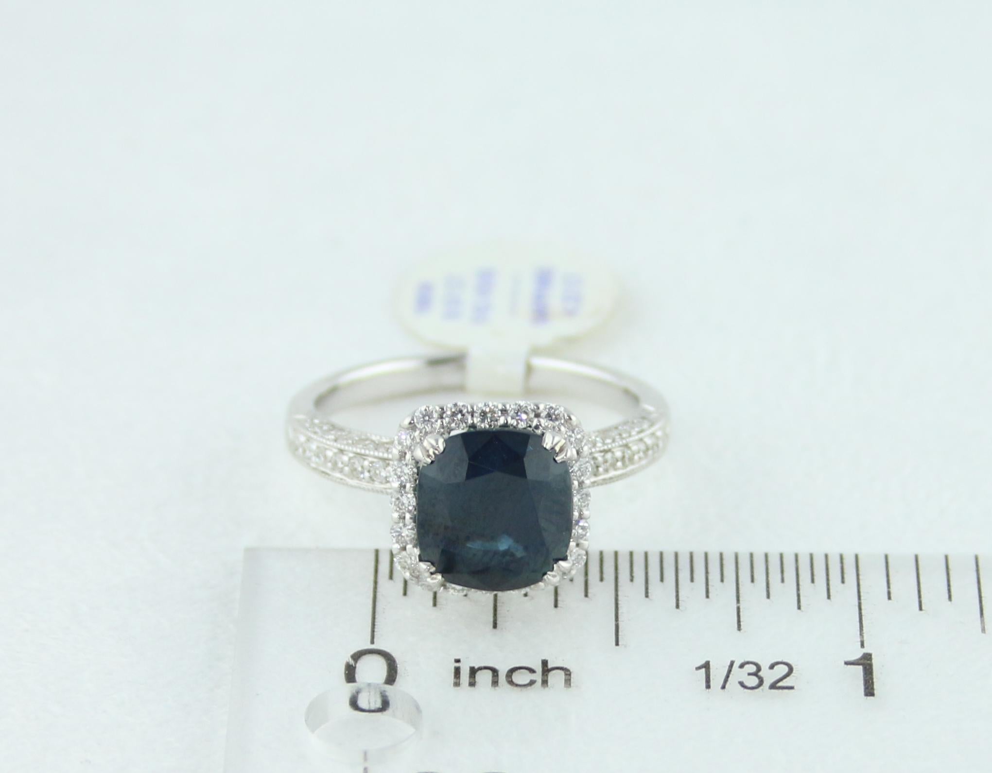 Certified No Heat 4.22 Carat Cushion Blue Sapphire Diamond Gold Ring & Band Set For Sale 4