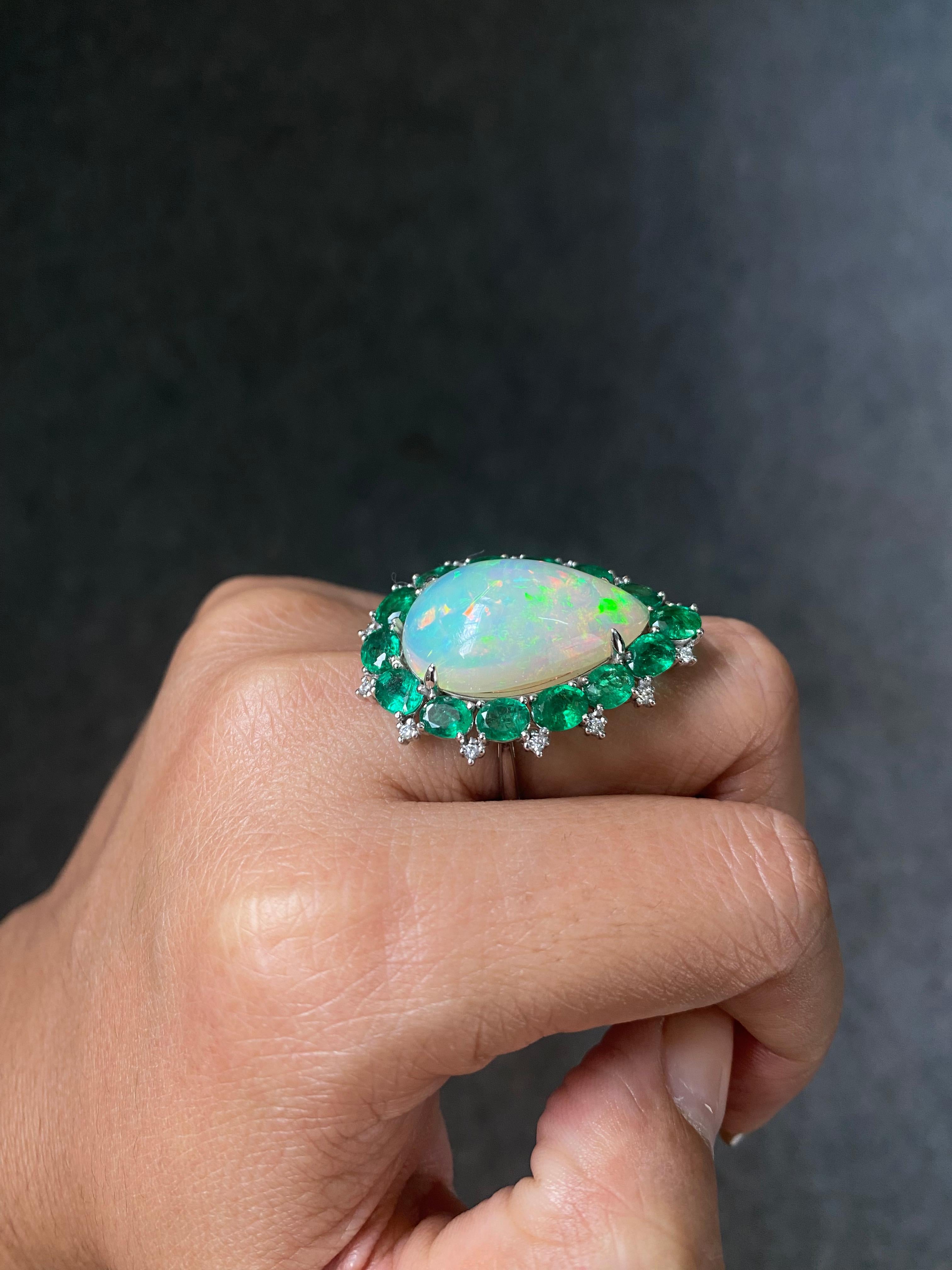 Pear Cut Certified Opal and Emerald Cocktail Ring Set In 18 K White Gold For Sale