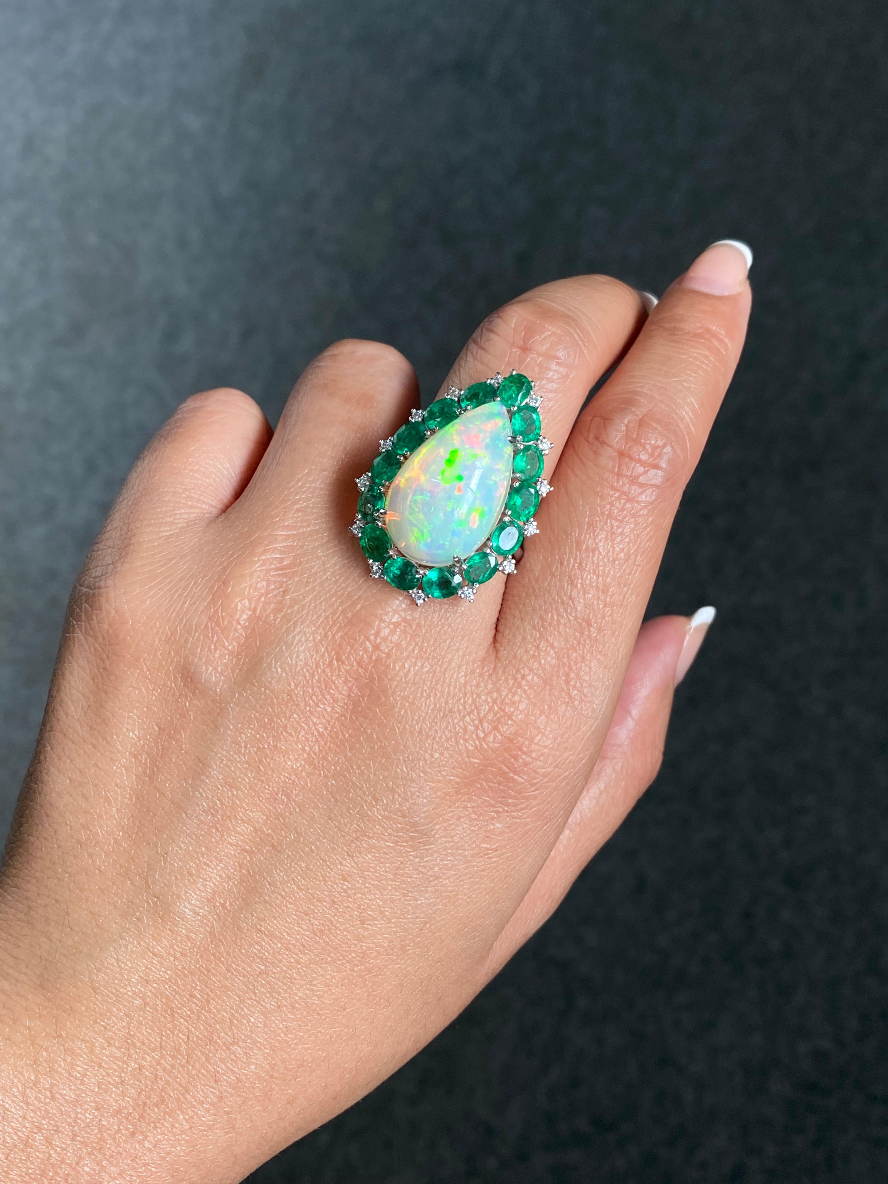 Certified Opal and Emerald Cocktail Ring Set In 18 K White Gold For Sale 1