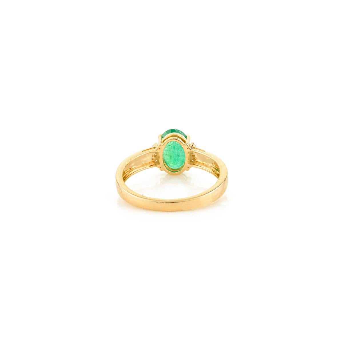 En vente :  Bague solitaire certifiée en or jaune 14k pour mère avec émeraude ovale et diamant 5