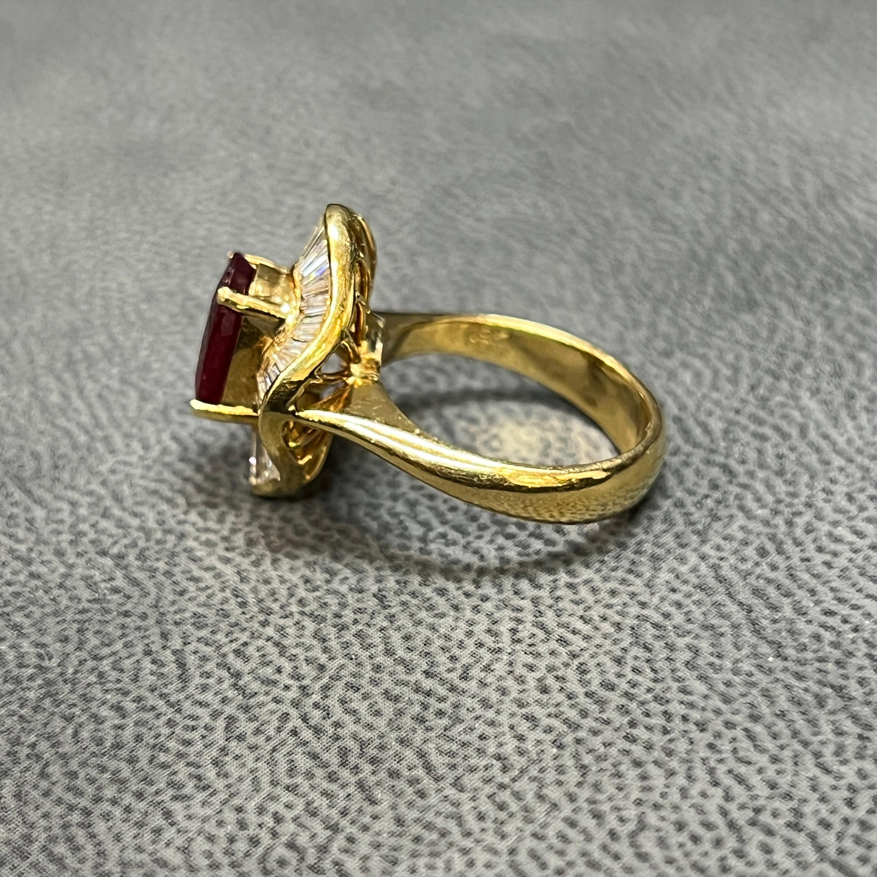 Anillo Bailarina de Rubíes y Diamantes Ovalados Certificados en venta 1