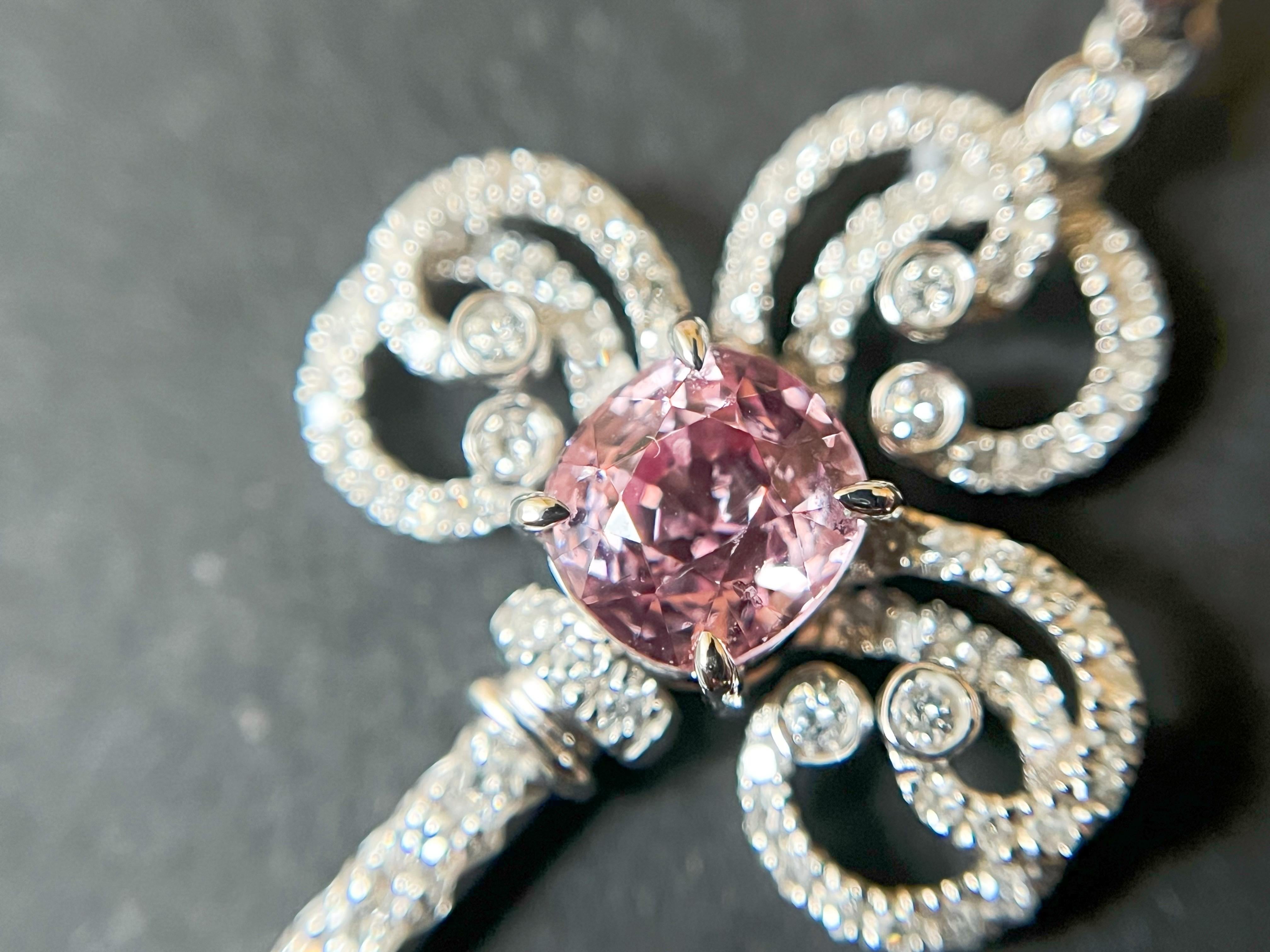 da uomo o donna Ciondolo con chiave di diamante e zaffiro Padparadscha certificato in oro bianco 18 carati in vendita