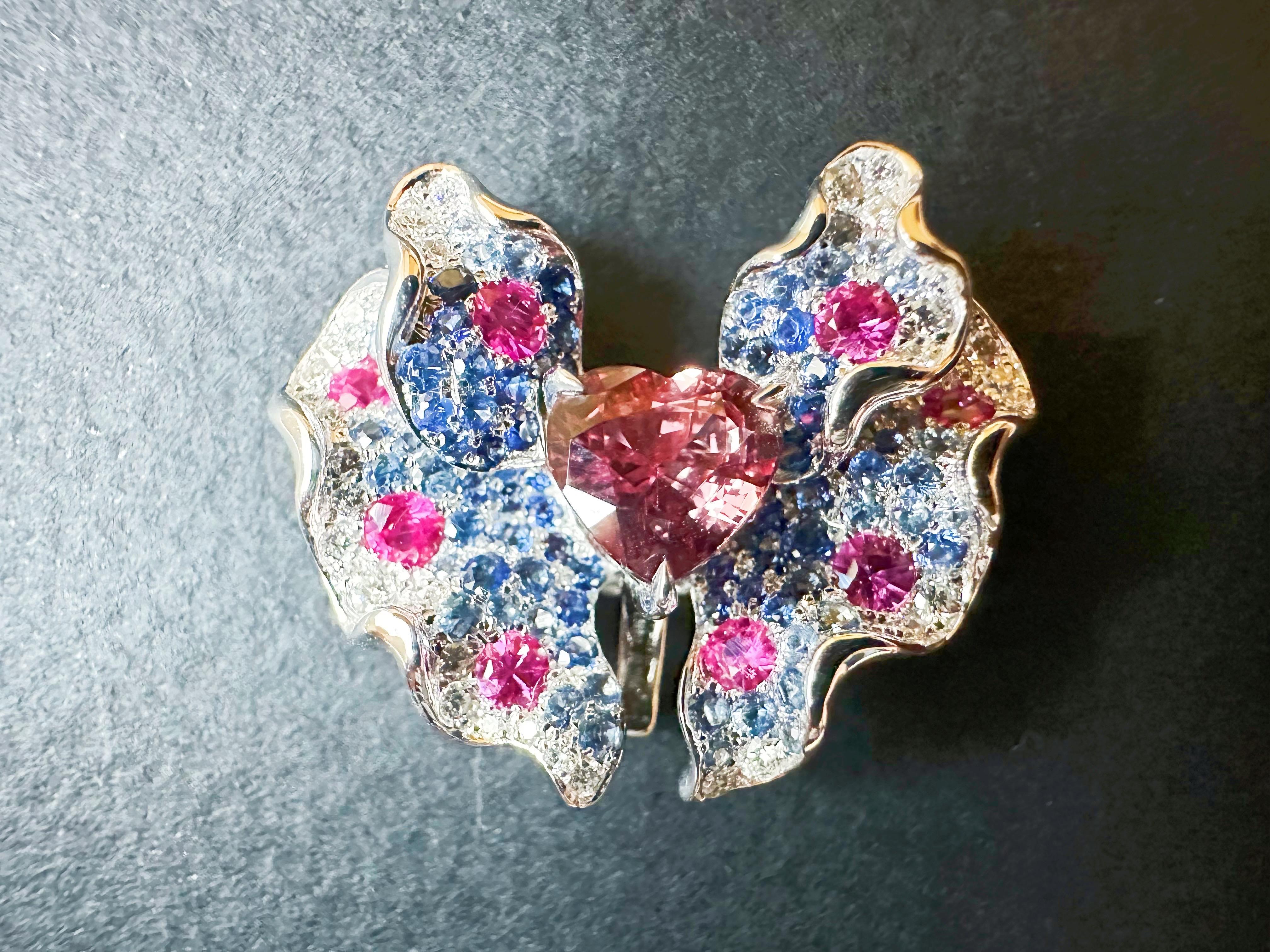 Anello e ciondolo in oro bianco 18 carati con zaffiro padparadscha certificato e farfalla in vendita 3