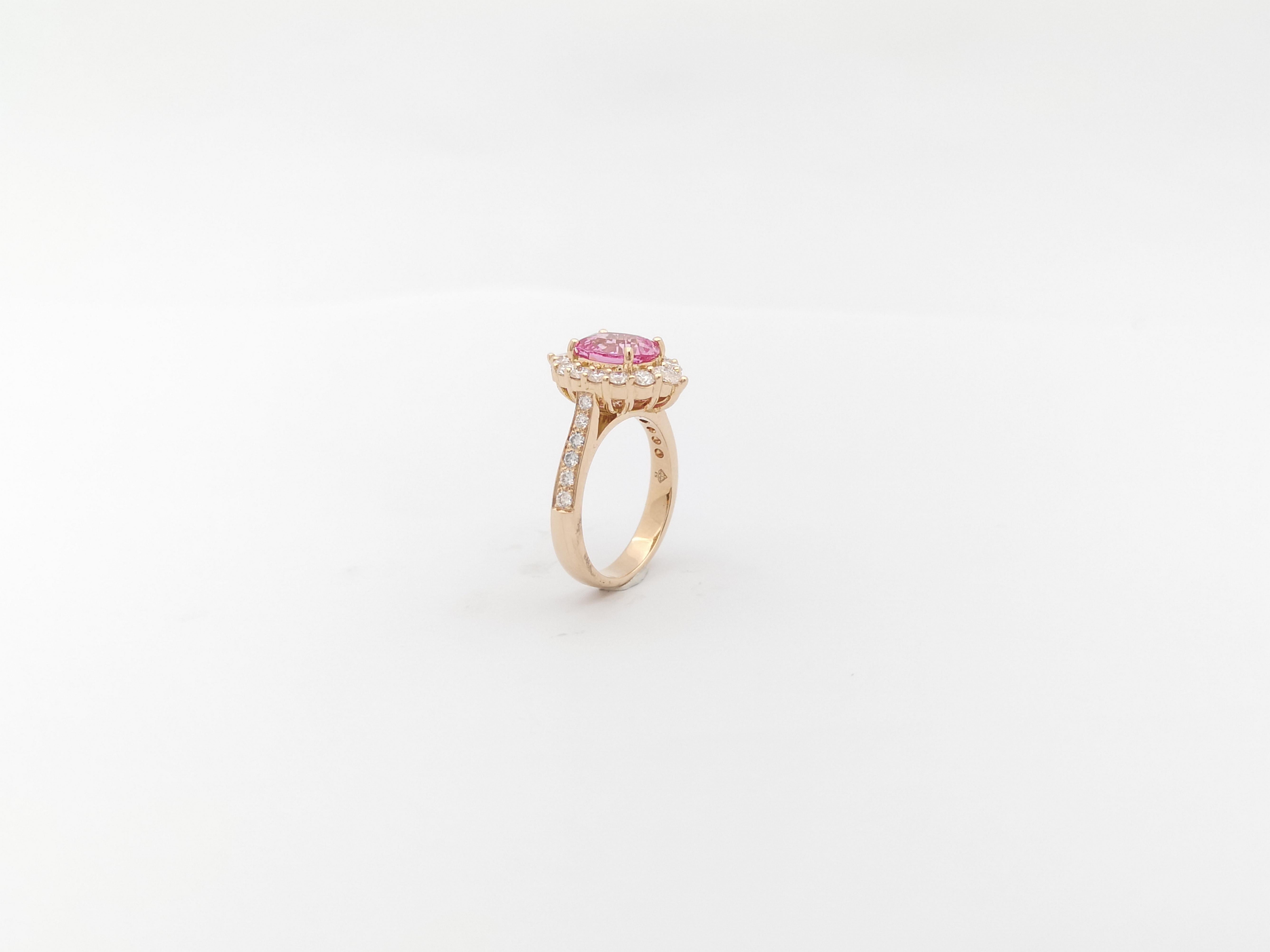 Certified Padparadscha with Diamond Ring Set in 18 Karat Rose Gold Settings For Sale 6