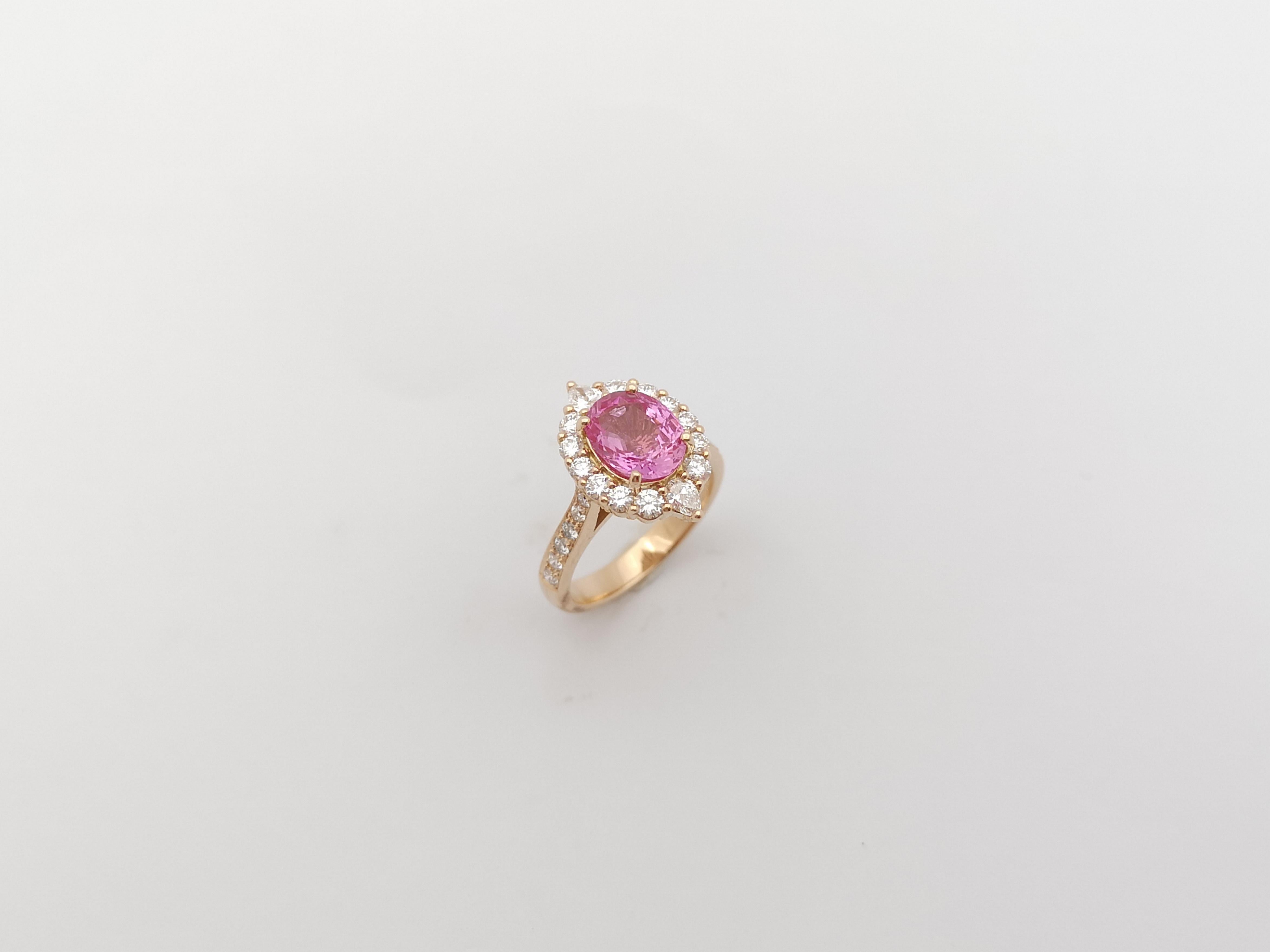 Certified Padparadscha with Diamond Ring Set in 18 Karat Rose Gold Settings For Sale 7