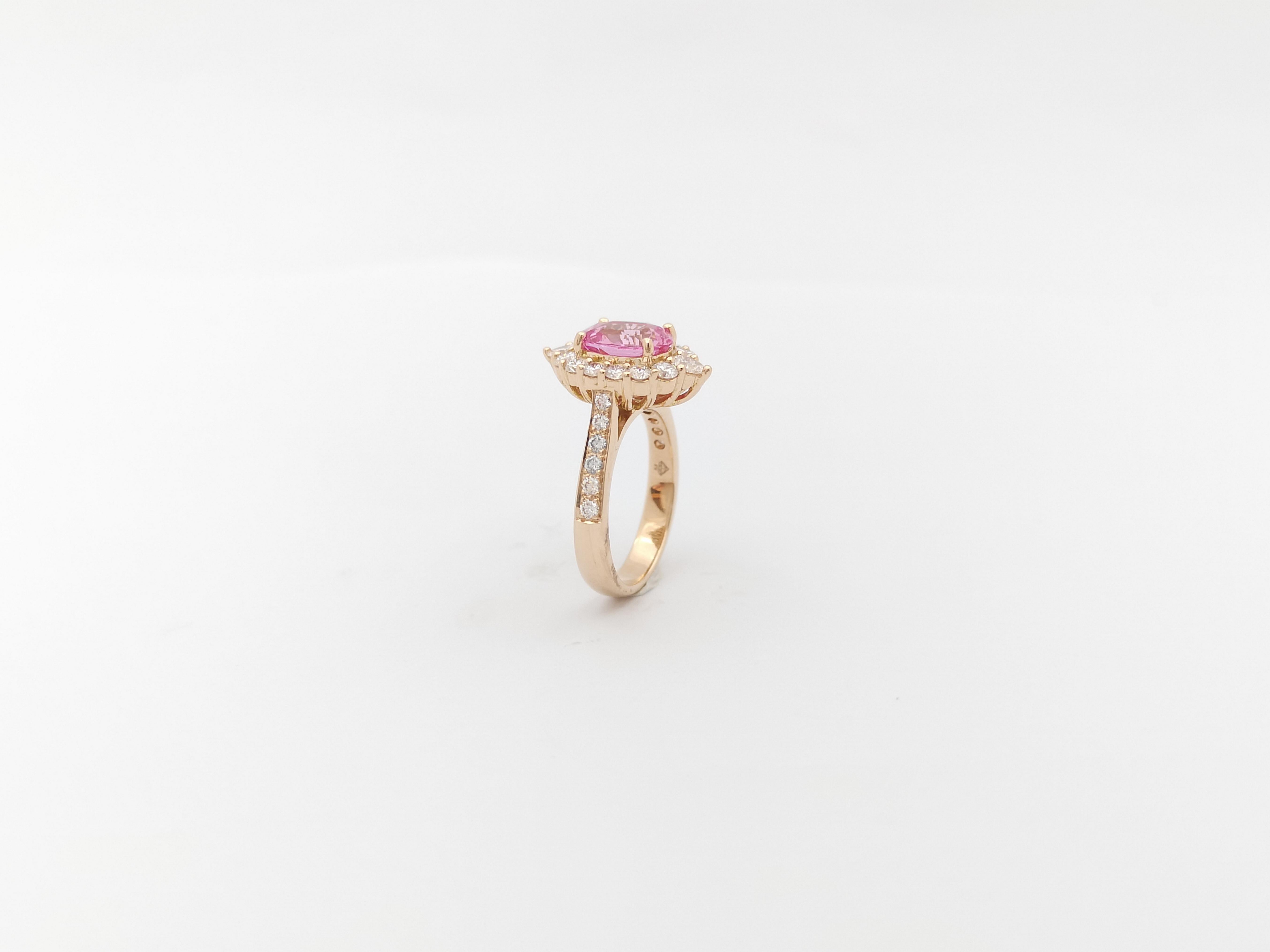 Certified Padparadscha with Diamond Ring Set in 18 Karat Rose Gold Settings For Sale 8