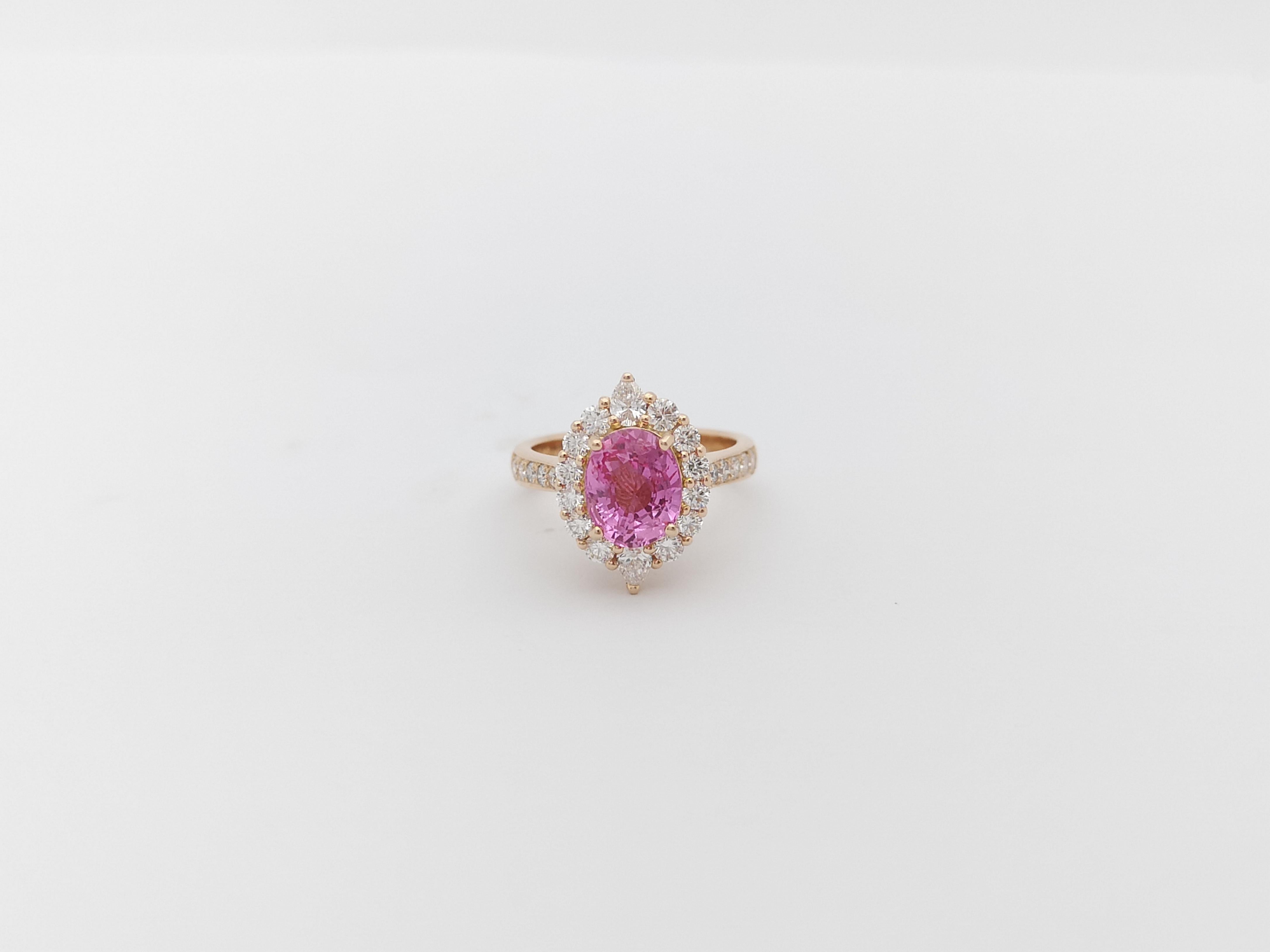 Certified Padparadscha with Diamond Ring Set in 18 Karat Rose Gold Settings For Sale 9