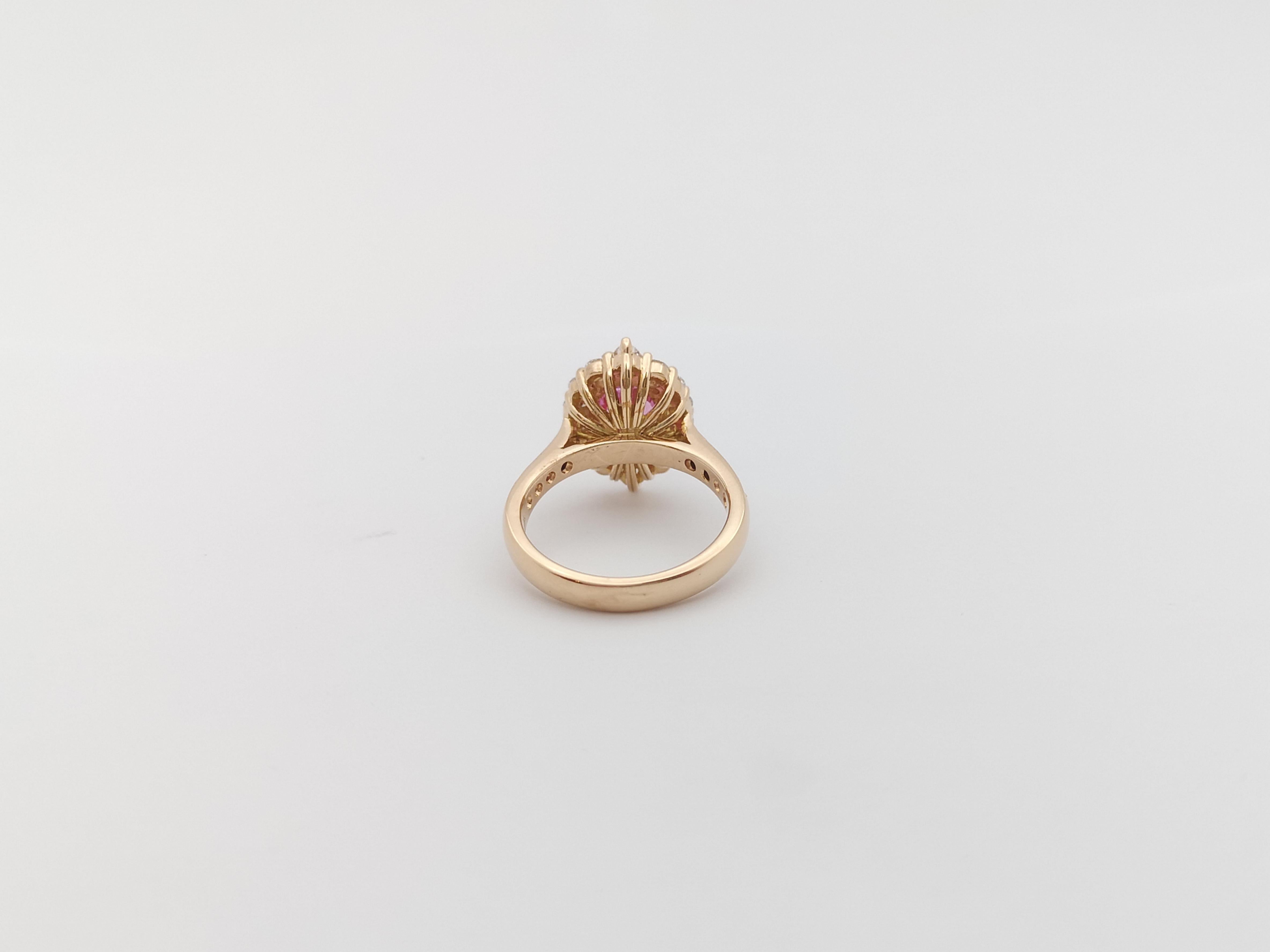 Certified Padparadscha with Diamond Ring Set in 18 Karat Rose Gold Settings For Sale 3