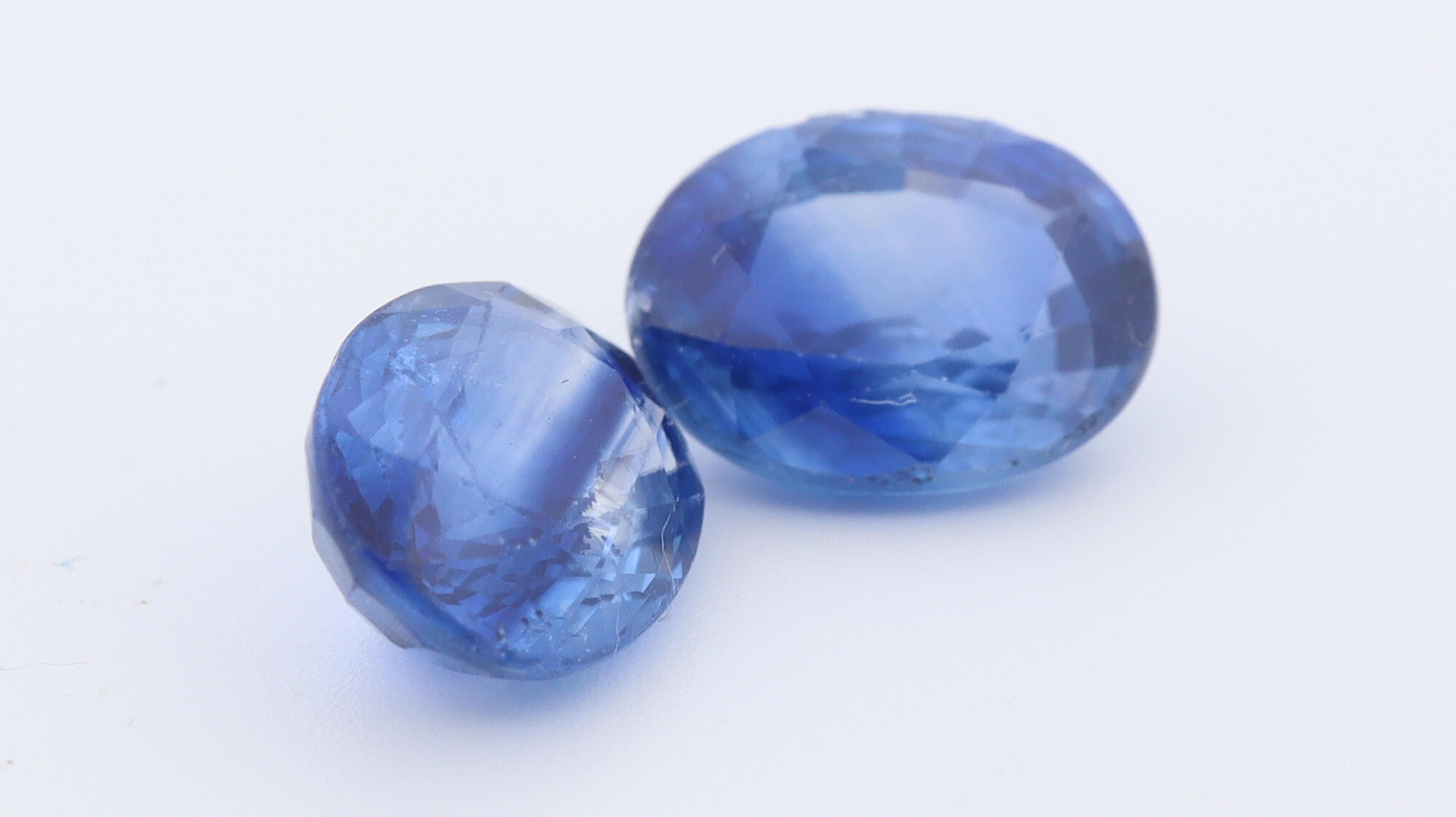 Zertifiziertes Paar ovaler blauer Saphire aus Sri Lanka - 2,82ct im Angebot 4
