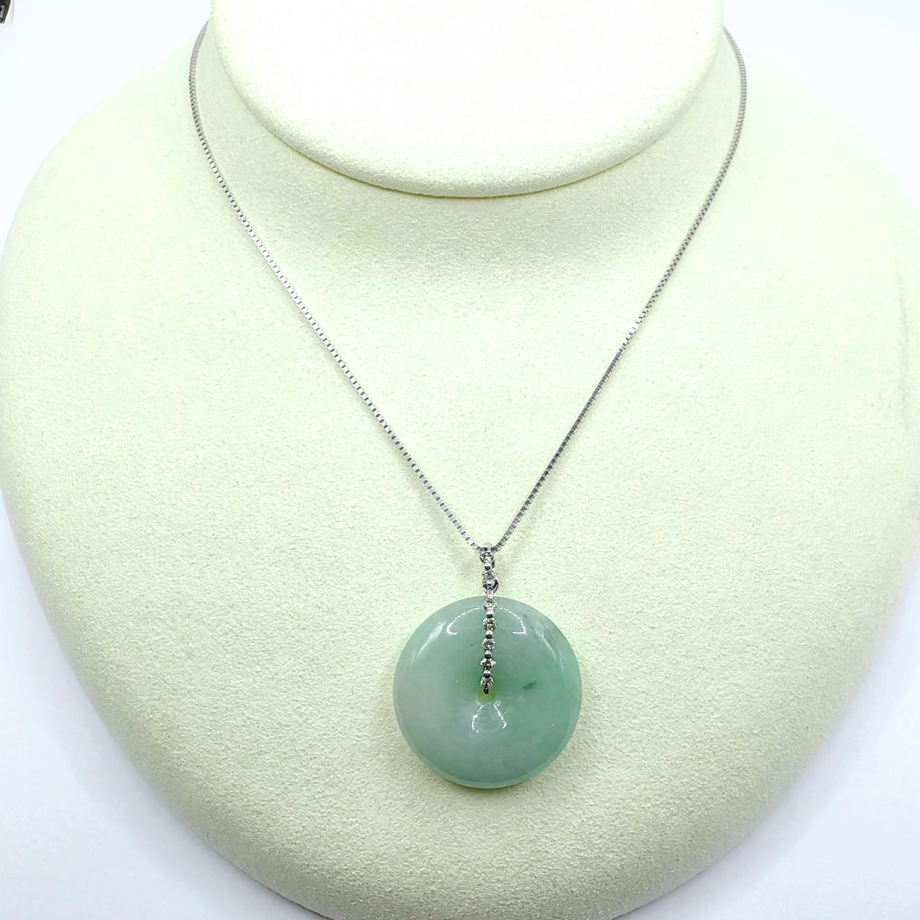 Round Cut Certified Pale Green Jadeite Donut Peace Disc Diamond Pendant in 18K White Gold For Sale