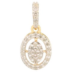 Colgante de racimo de diamantes engastados con pavé certificado en oro amarillo macizo de 18 quilates Joyería fina