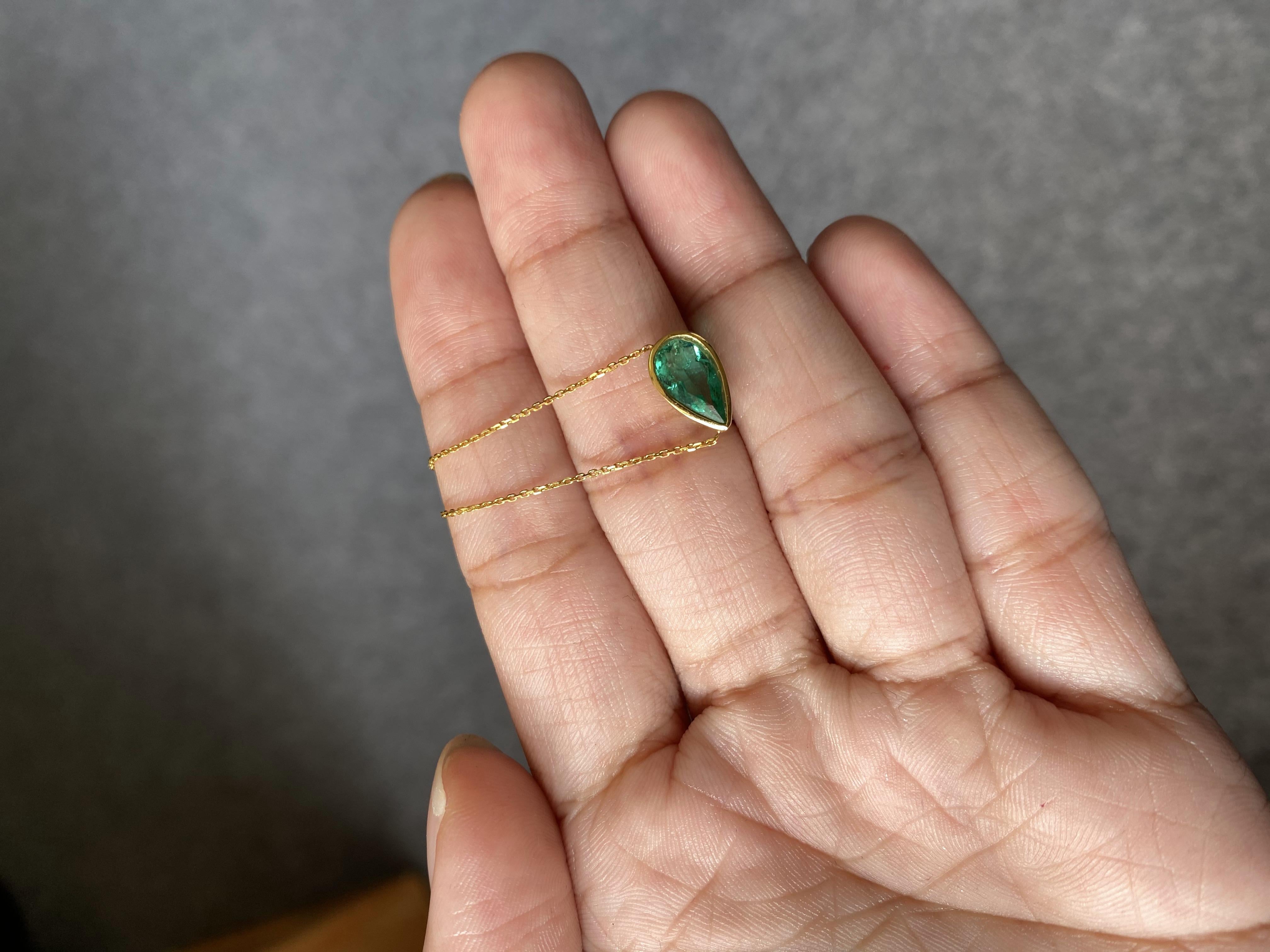 Pear Cut Certified Pear Shape Colombian Emerald Pendant Necklace