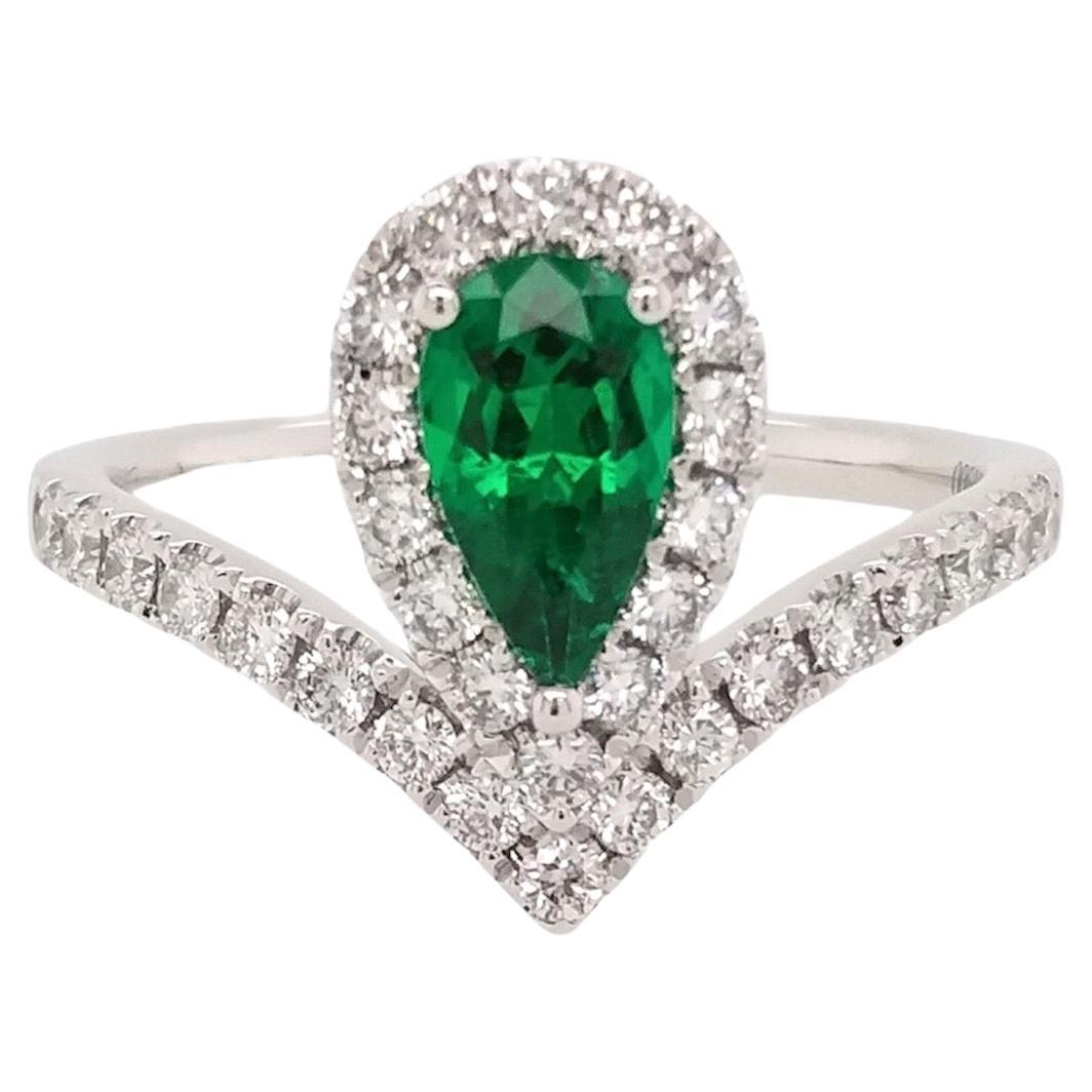 IGI Certified Pear Shape Colombian Emerald and White Diamond Platinum Ring