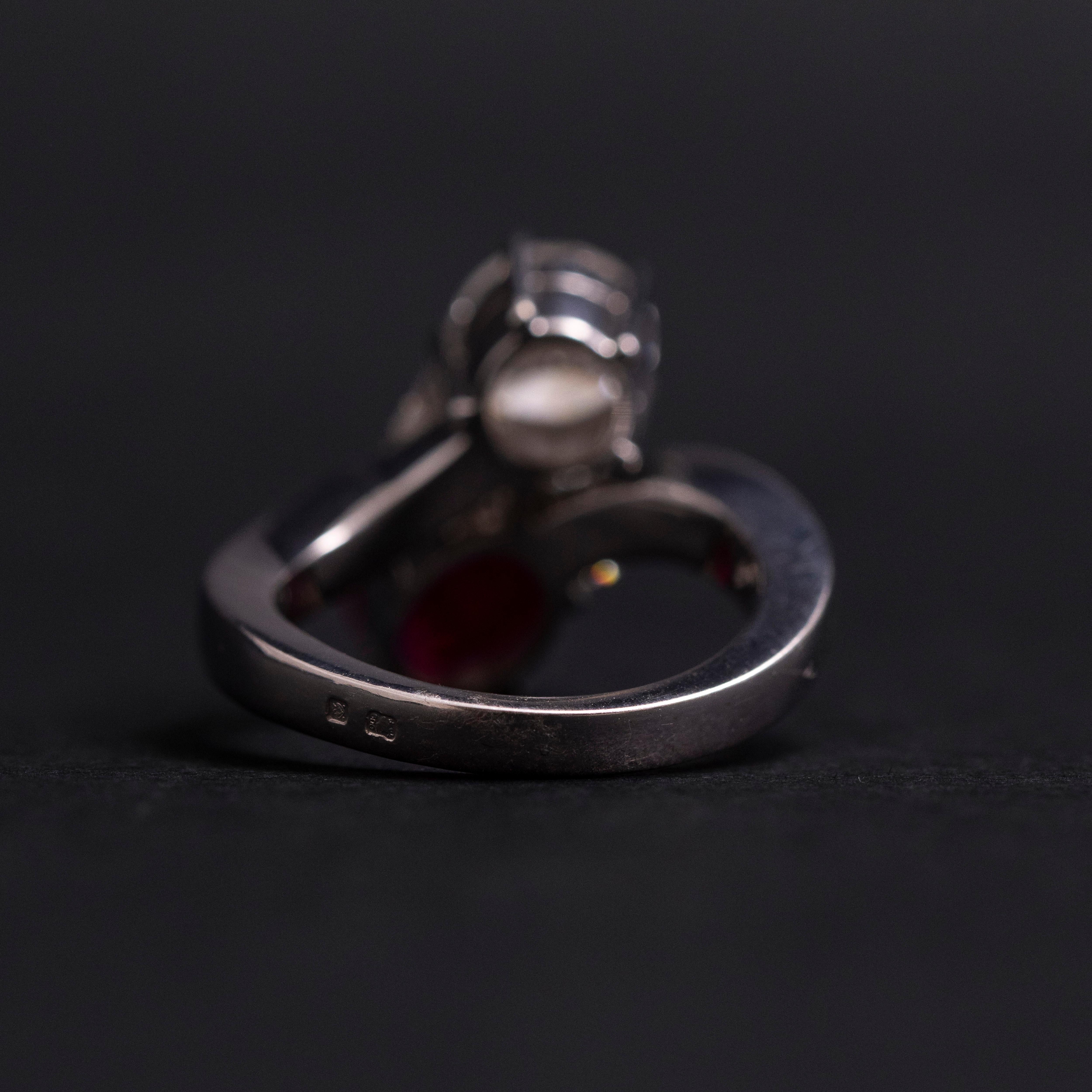 Certified Pigeon's Blood Burmese Burma Ruby Diamond Toi et Moi Engagement Ring For Sale 5