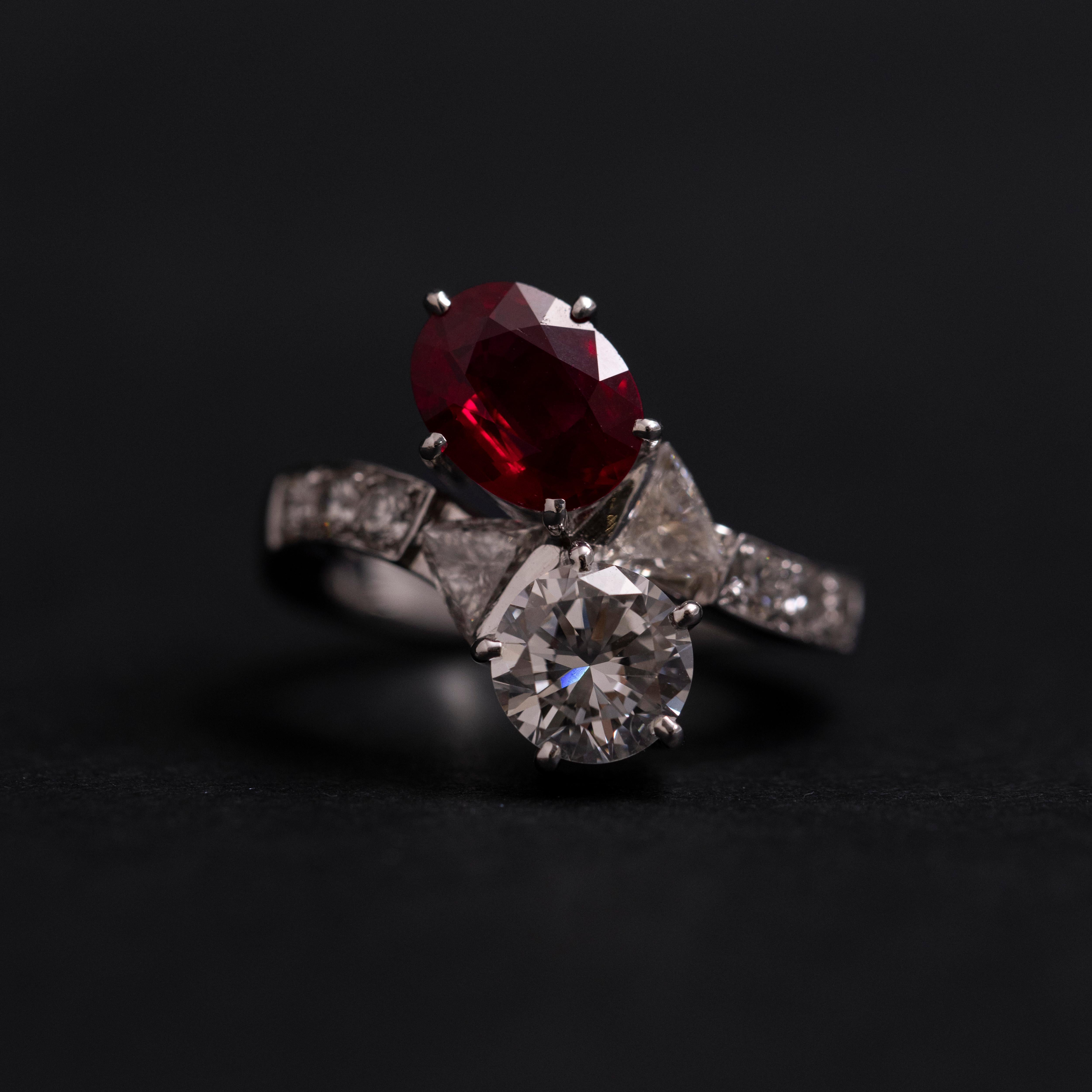 Certified Pigeon's Blood Burmese Burma Ruby Diamond Toi et Moi Engagement Ring For Sale 6