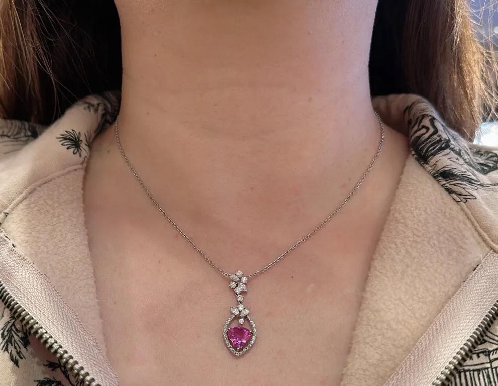 Certified Pink Sapphire and Diamond Pendant Necklace in 18k White Gold In Excellent Condition For Sale In La Jolla, CA