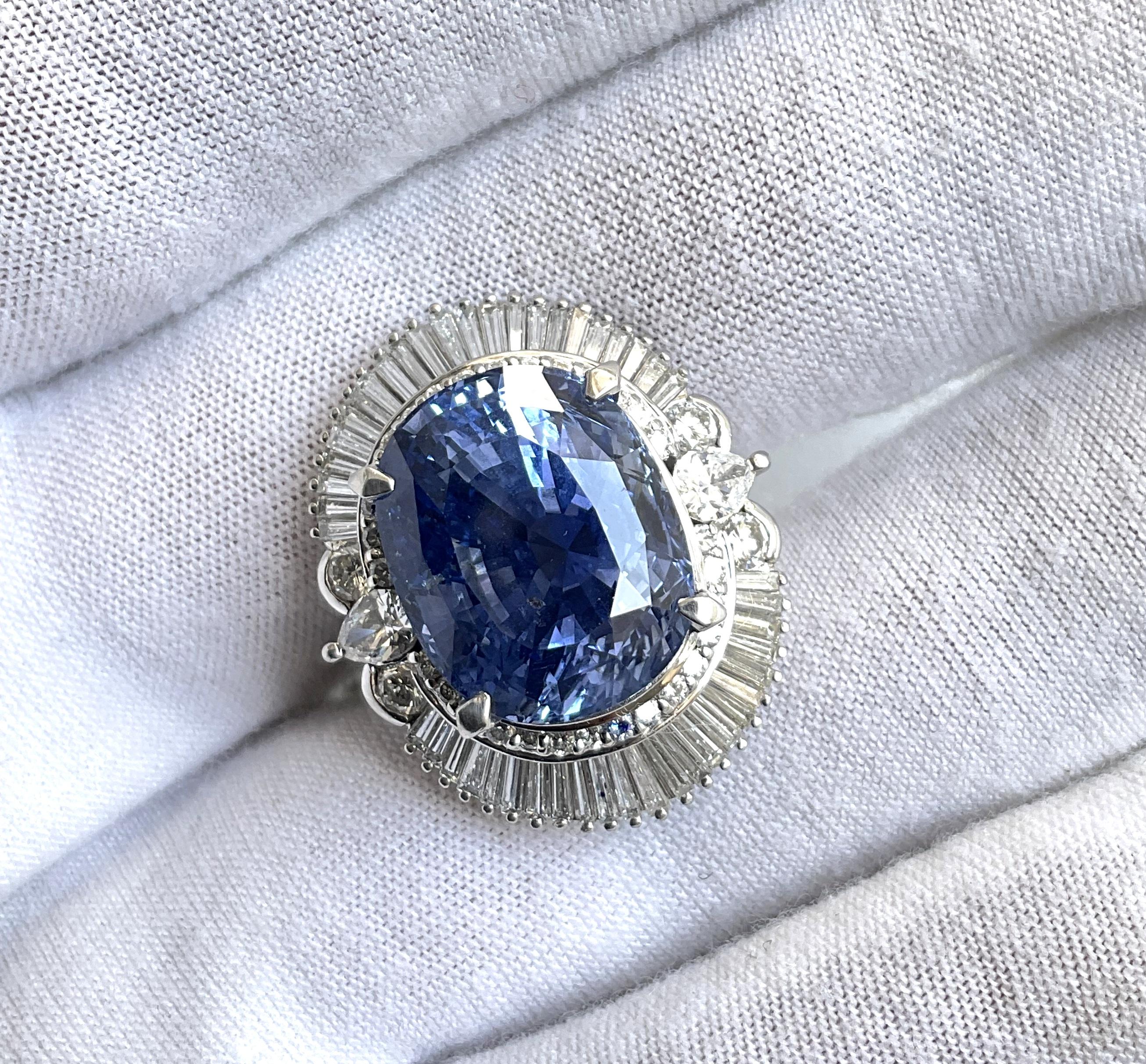 Certified Platinum Burma Blue Sapphire 17.4 Ct With 2.00 Ct Natural Diamond Ring For Sale 6