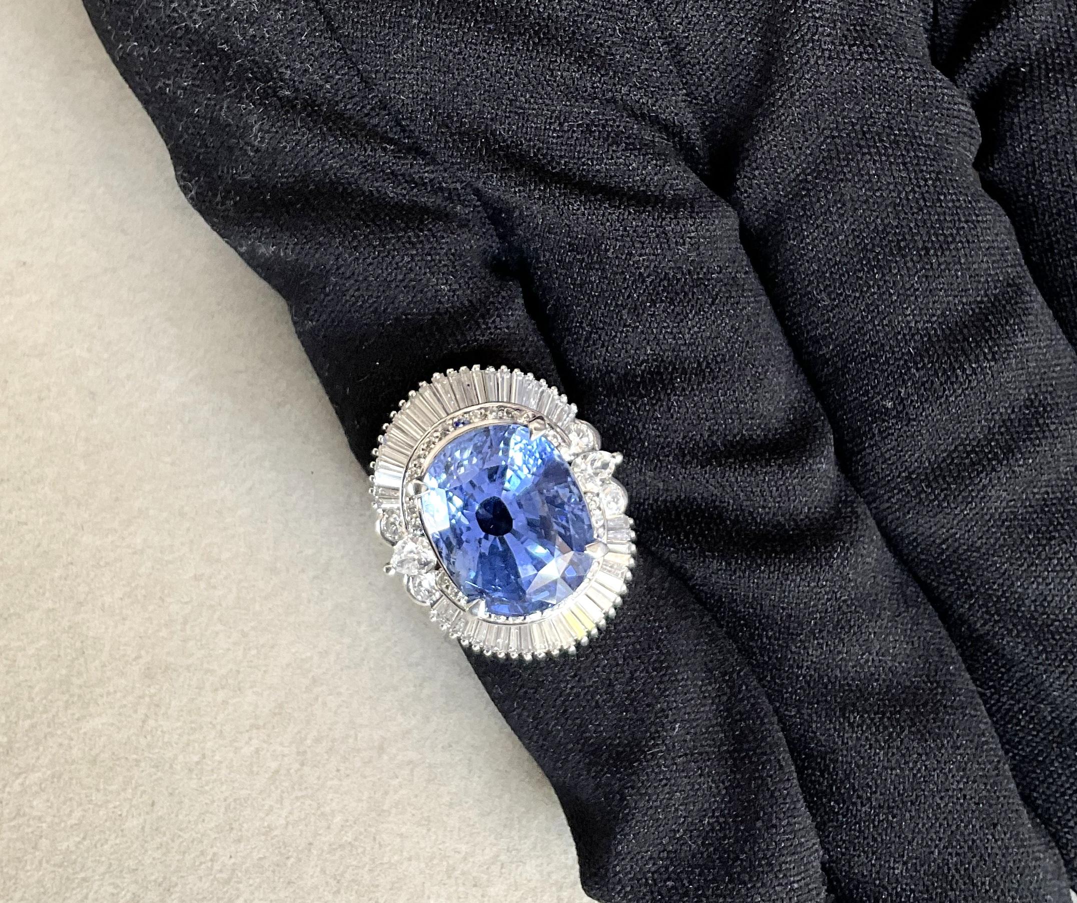 Certified Platinum Burma Blue Sapphire 17.4 Ct With 2.00 Ct Natural Diamond Ring For Sale 1