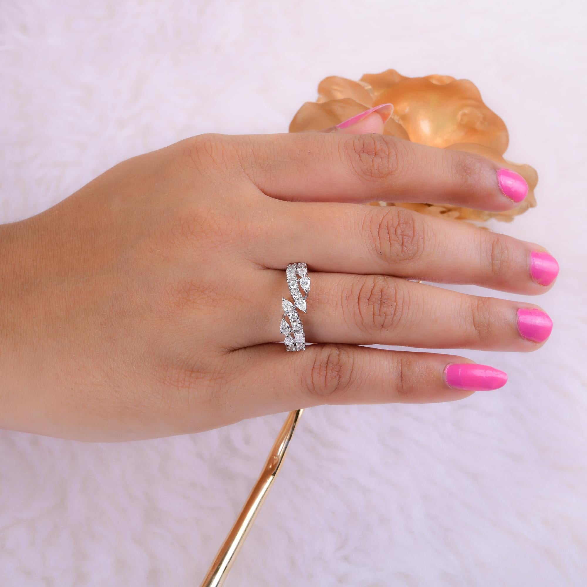in vendita:  Anello con fascia nuziale in stile By Pass con diamante reale certificato in oro bianco 18 carati 2
