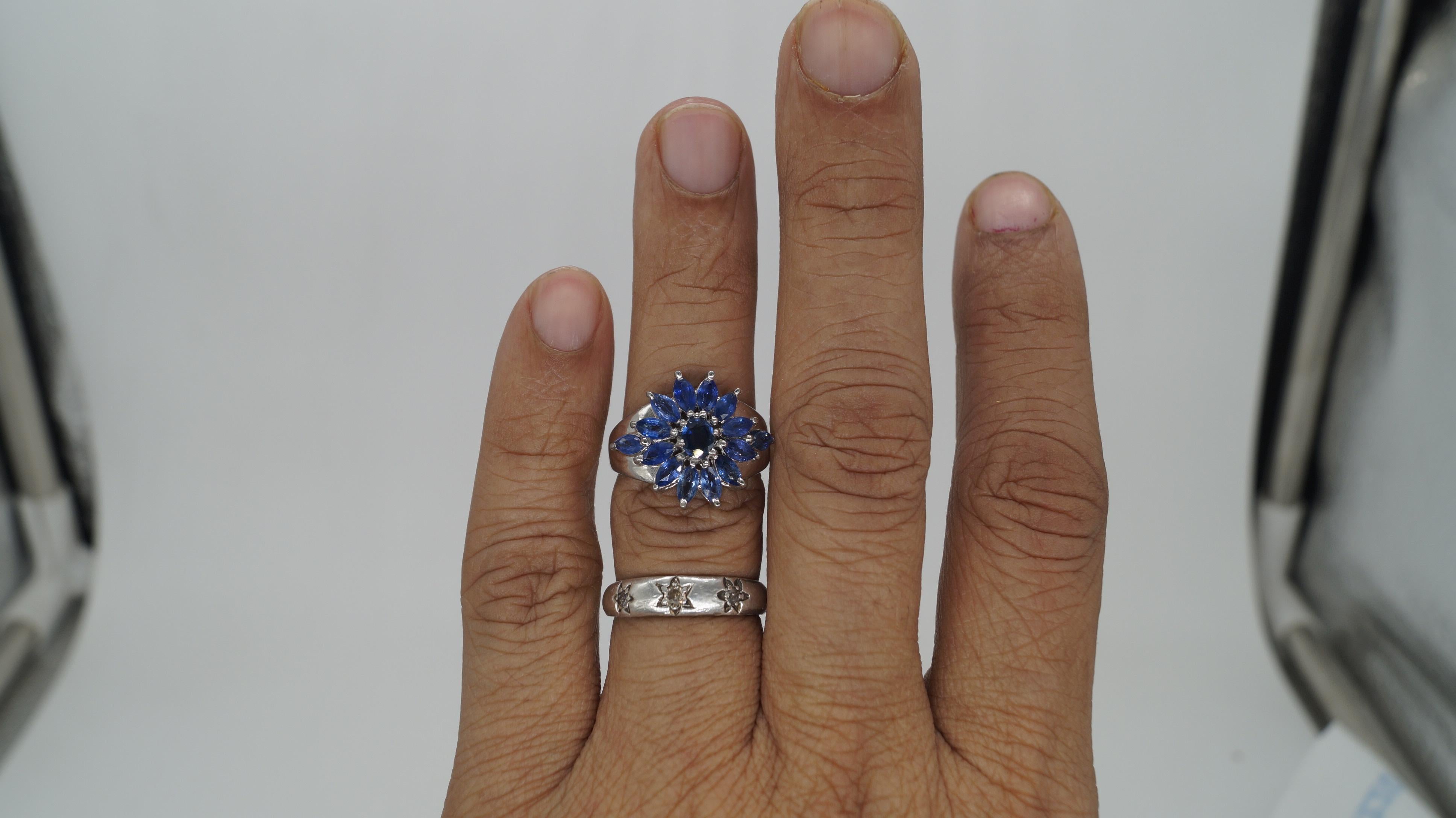 Certified Real Natural Blue Sapphire Sterling silver white gold-plated ring For Sale 3