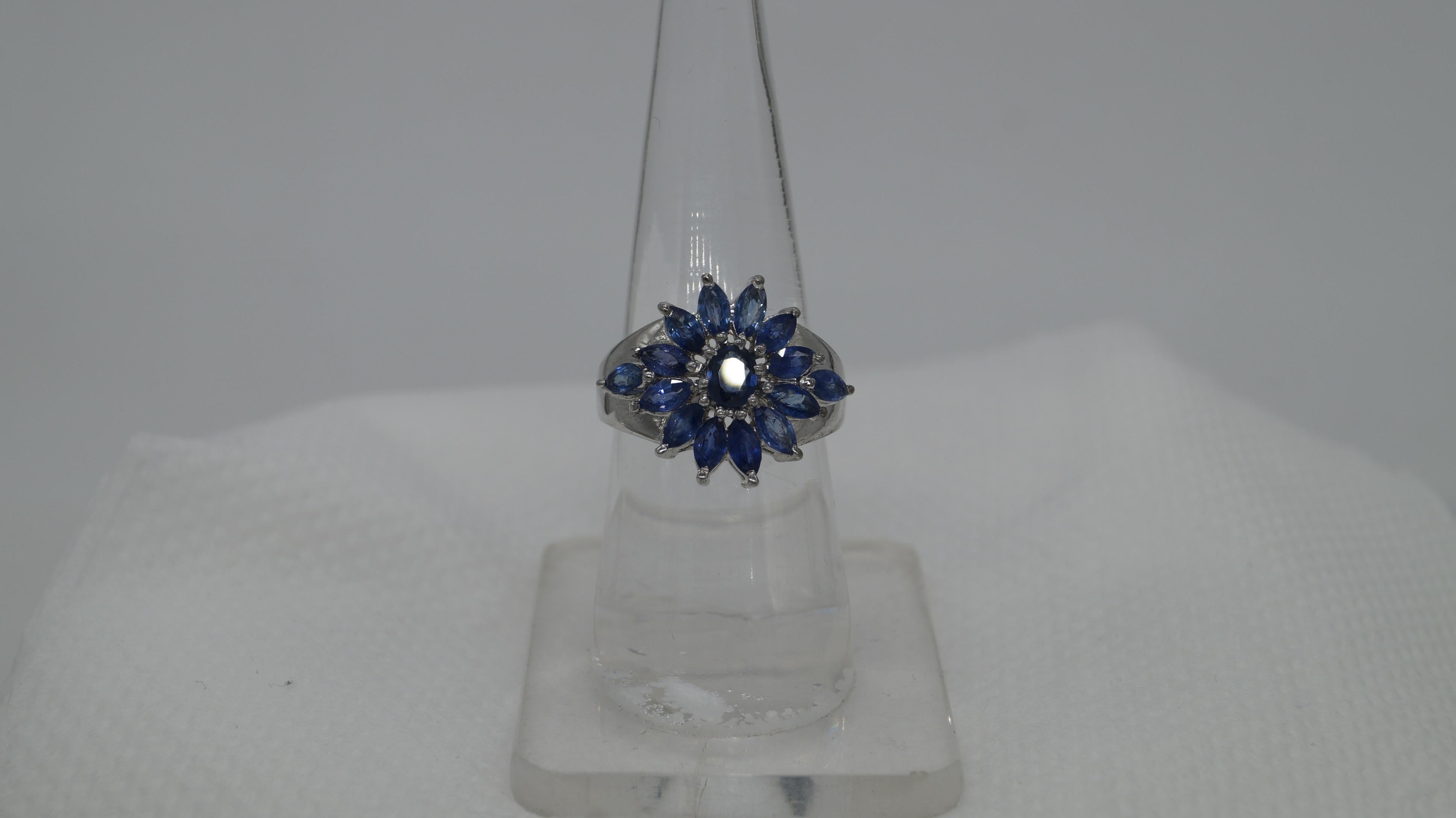 Certified Real Natural Blue Sapphire Sterling silver white gold-plated ring For Sale 2