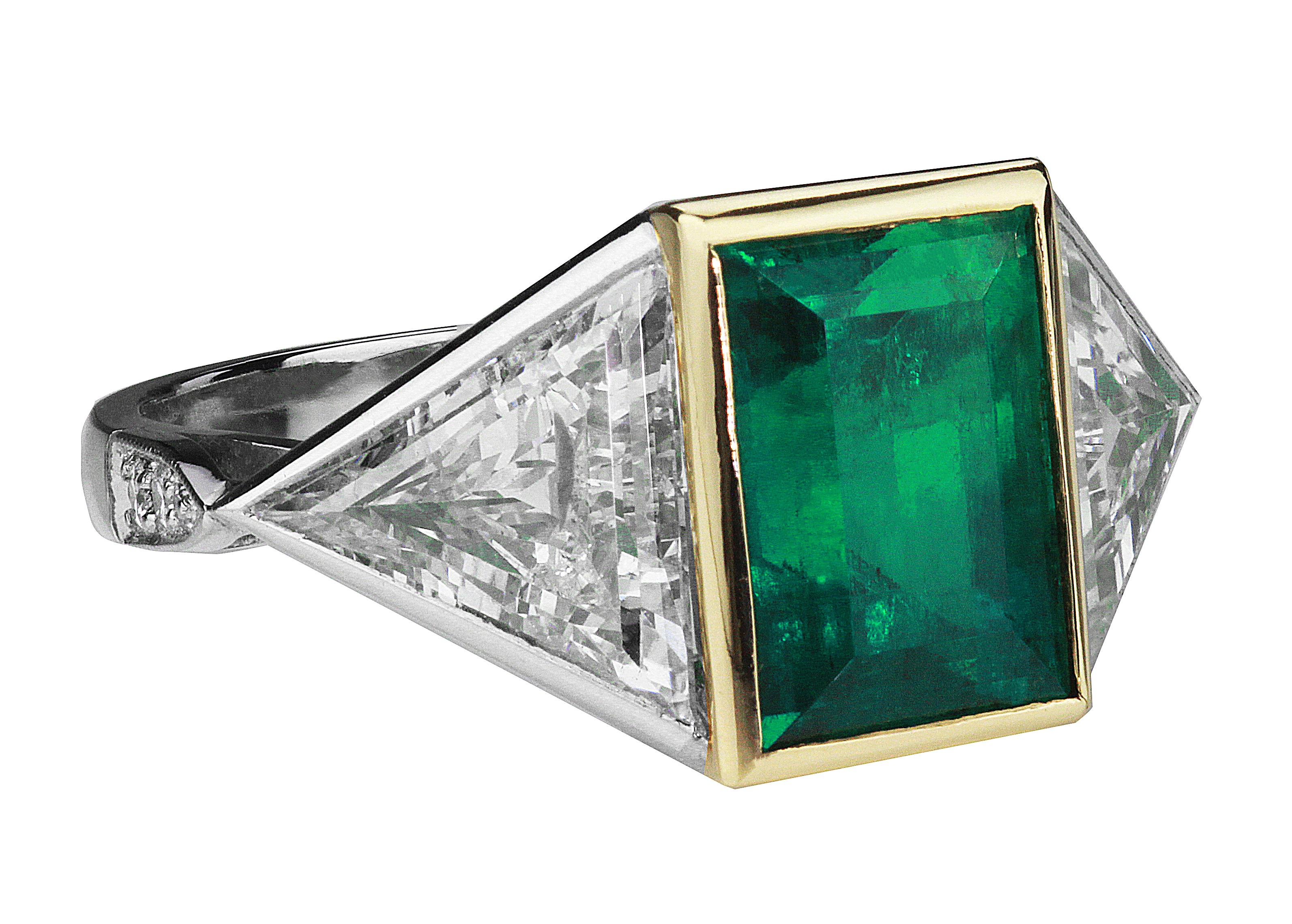 Women's Certified Rectangular Colombian Emerald 3.41 ct & Triangle Diamonds 3 stone Ring