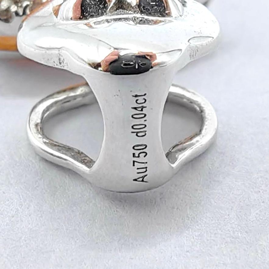 Zertifizierter Peace-Anhänger aus rotem Jadeit mit Diamantbügel in 18 Karat Weißgold im Angebot 2