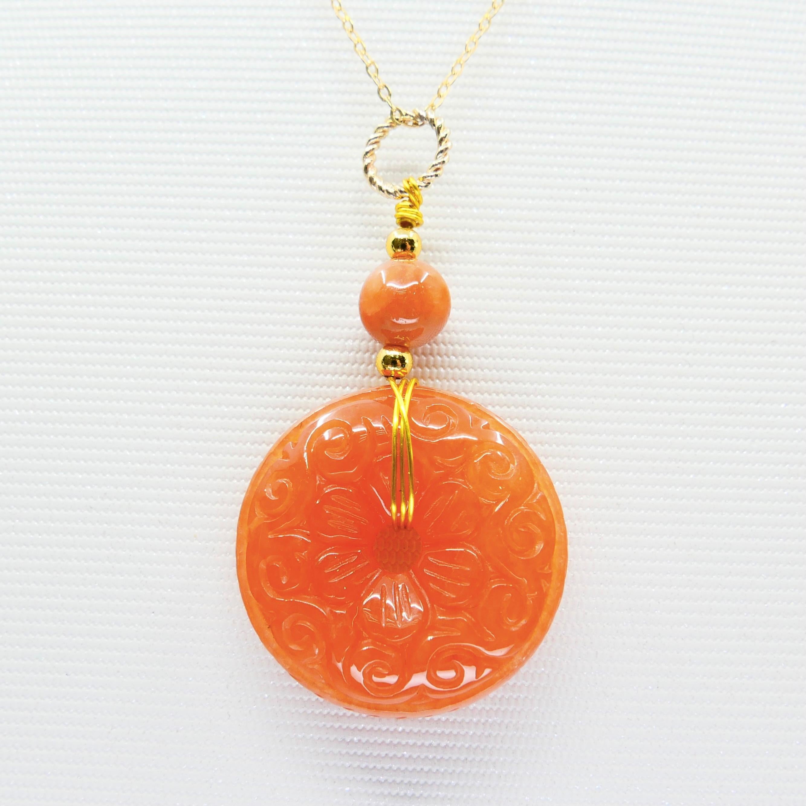 Certified Red Jadeite Jade Pendant Drop Necklace, Hand Gold Wiring Workmanship In New Condition For Sale In Hong Kong, HK