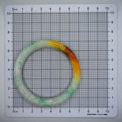 Bracelet certifié en jadéite birmane authentique « 福祿壽 » (Fulu Shou), de couleur brun rougeâtre, blanc et vert pomme