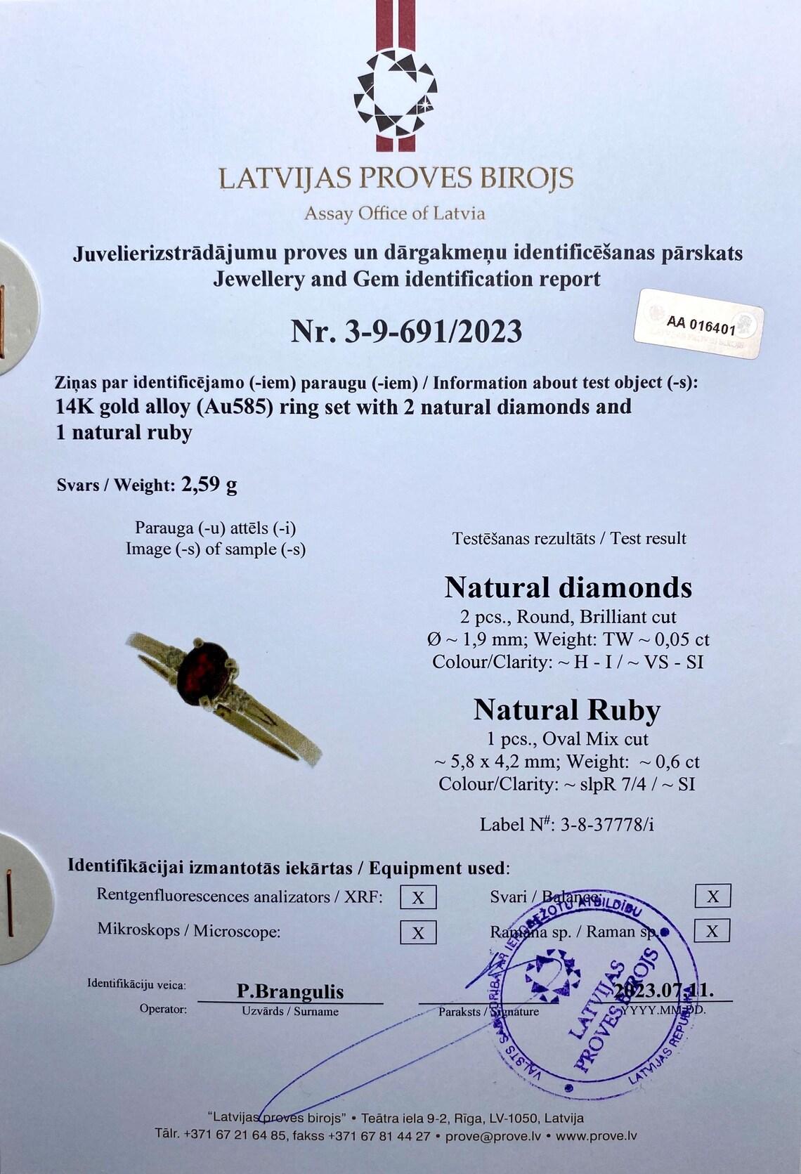 Certified Ring with Natural Unheated Ruby and Diamond gems, 14 Karat White Gold For Sale 1