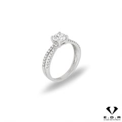 Certified Round Brilliant Cut Diamond Engagement Ring 0.76ct E/VS1