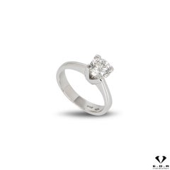 Certified Round Brilliant Cut Diamond Engagement Ring 0.91 Carat