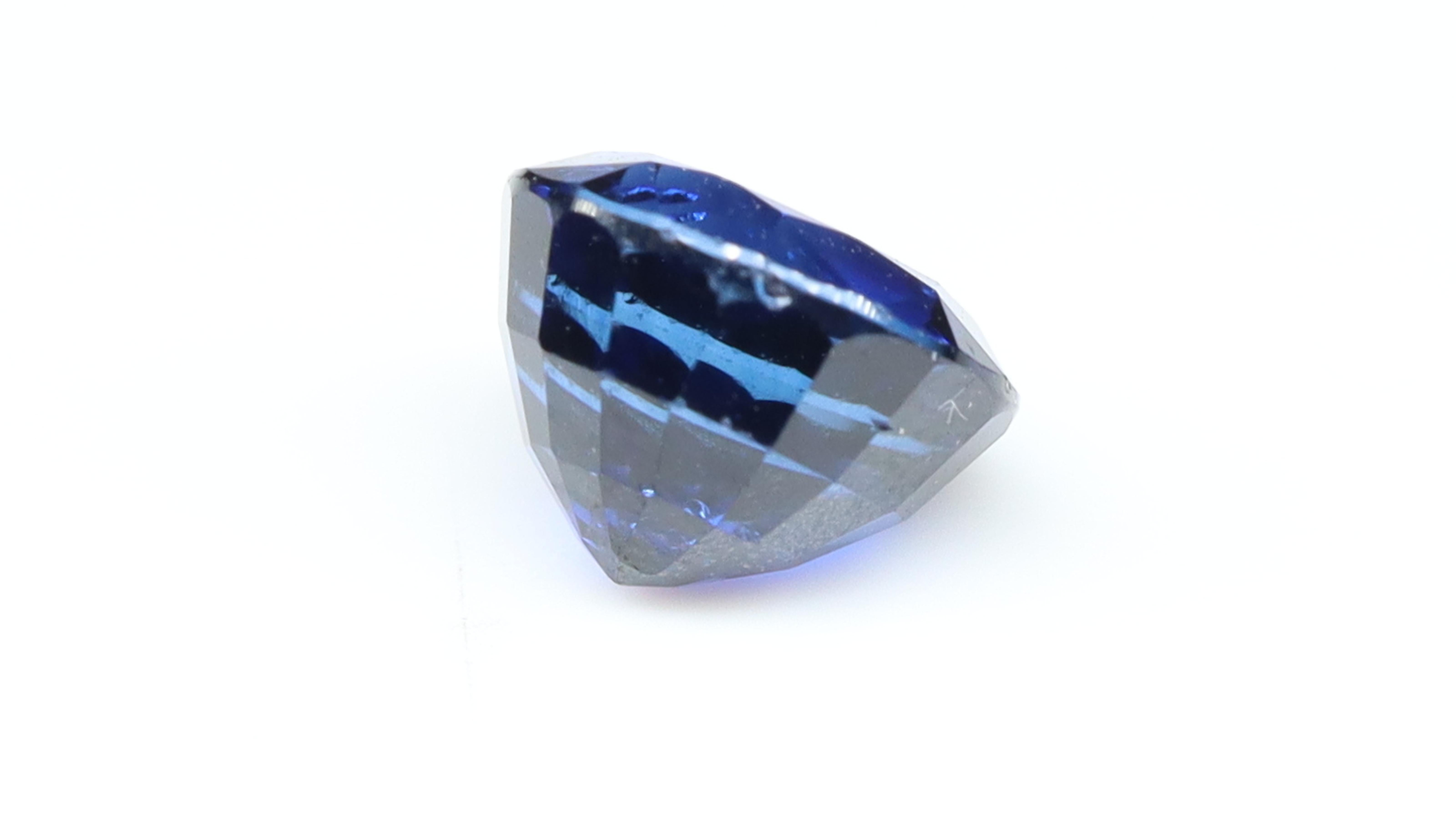 Certified Royal Blue Sapphire 1.10ct 2