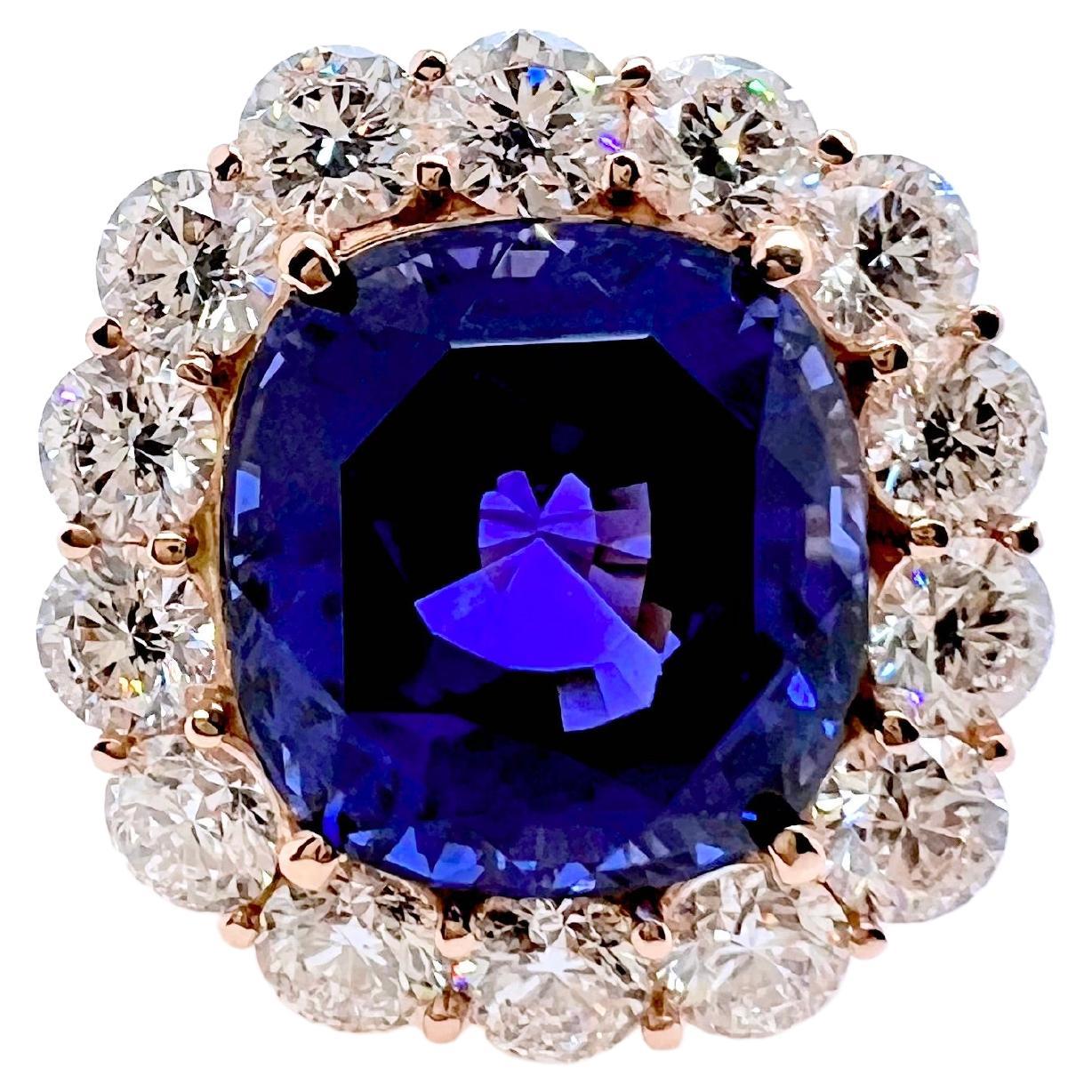 Certified Royal Blue Sapphire Ring with Round Diamonds in 18k Rose Gold For Sale