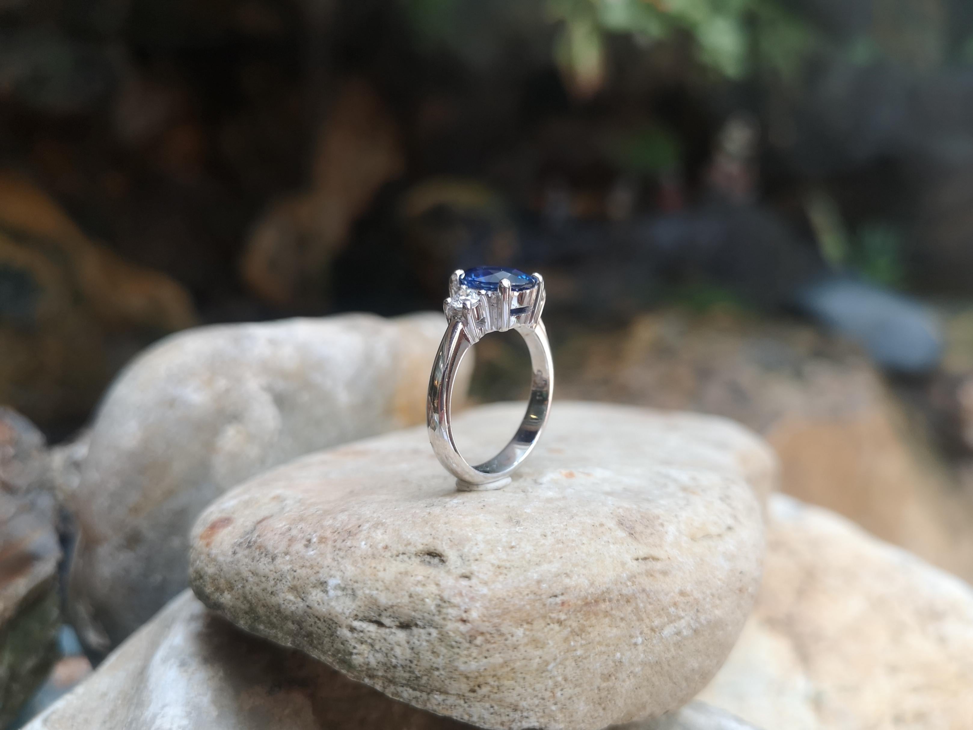 Certified Royal Blue Sapphire with Diamond Ring Set in Platinum 950 Settings For Sale 4