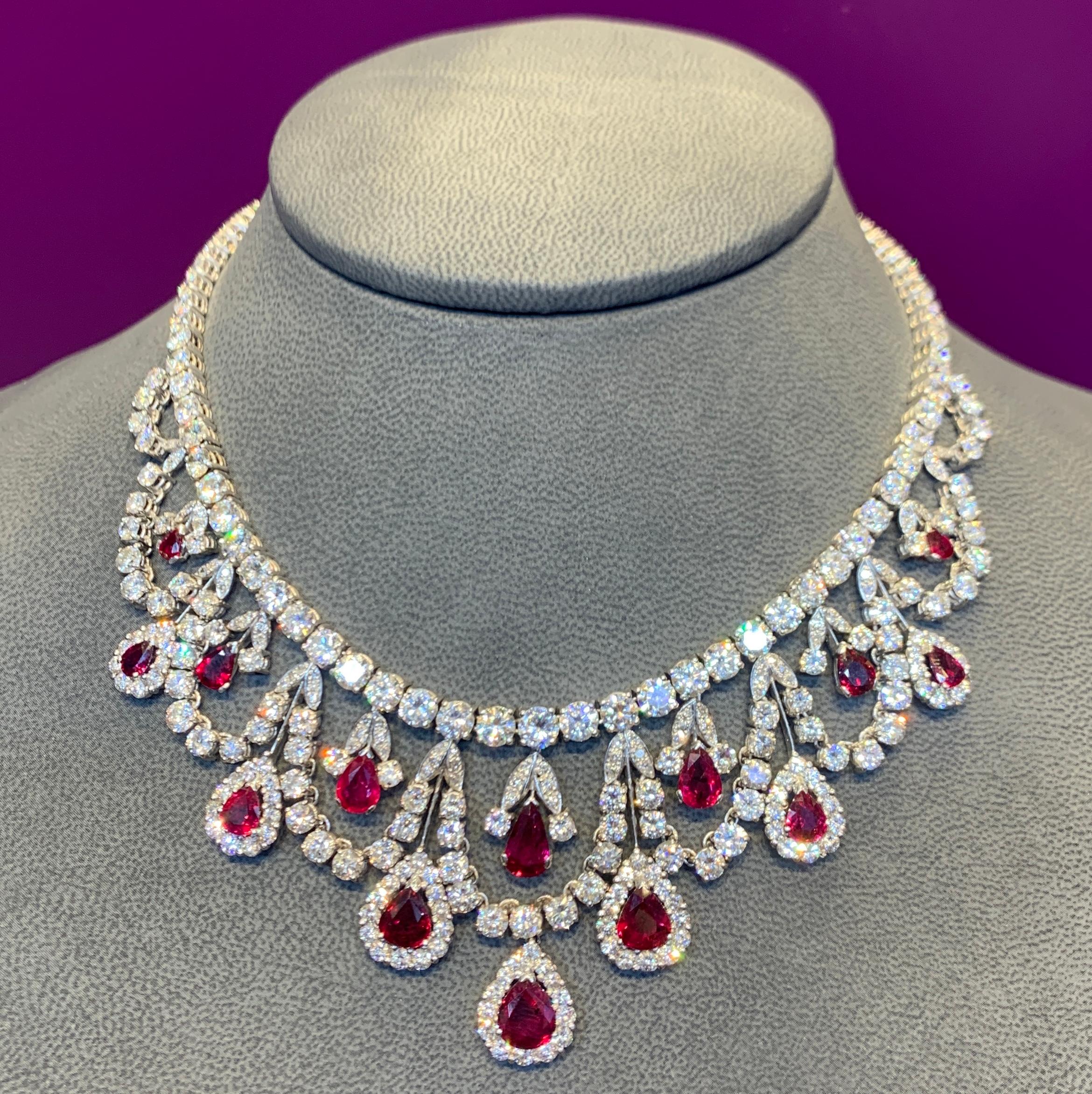 Certified Ruby and Diamond Necklace In Excellent Condition For Sale In New York, NY