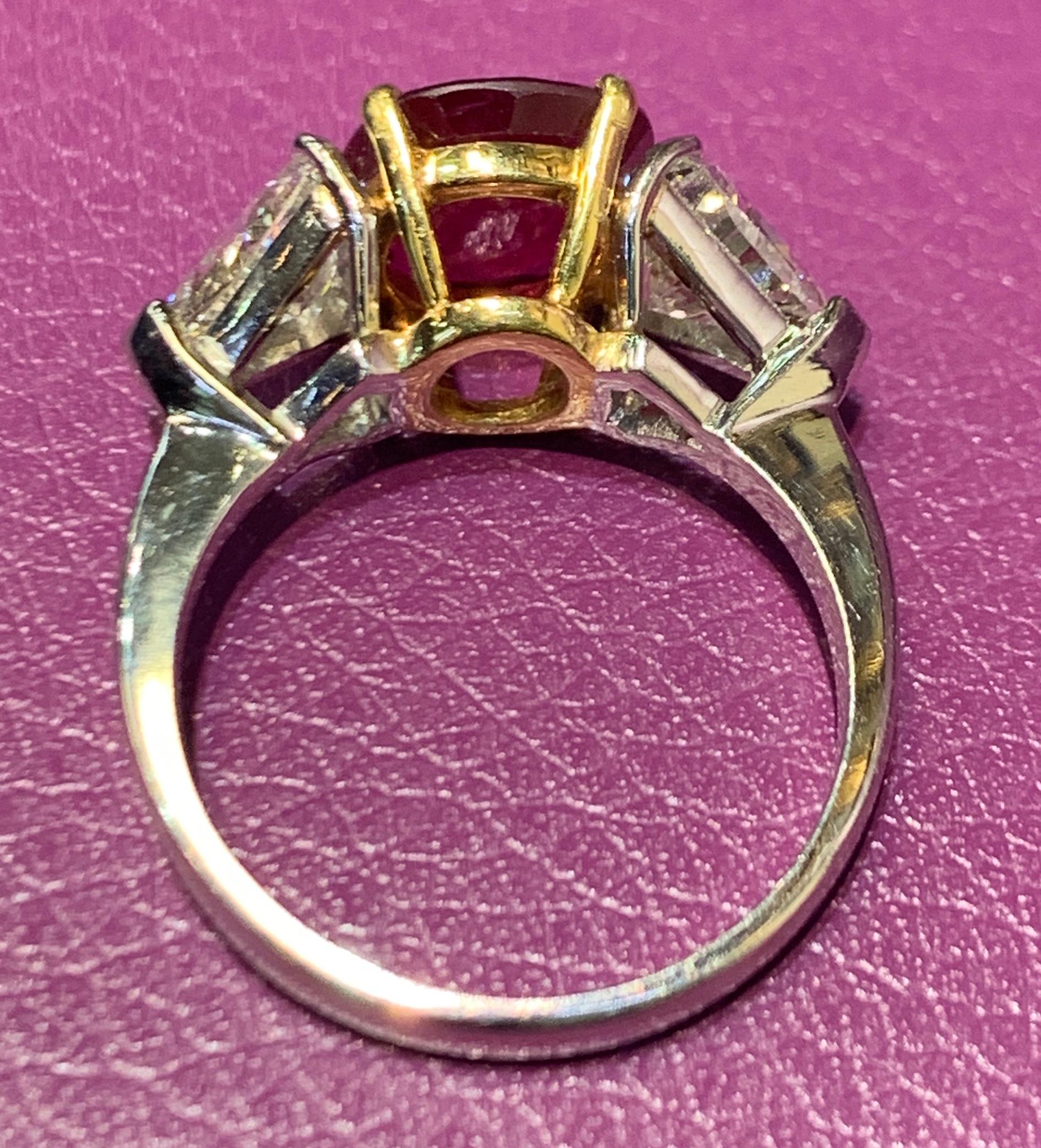 Certified Ruby and Diamond Three-Stone Ring In Excellent Condition For Sale In New York, NY