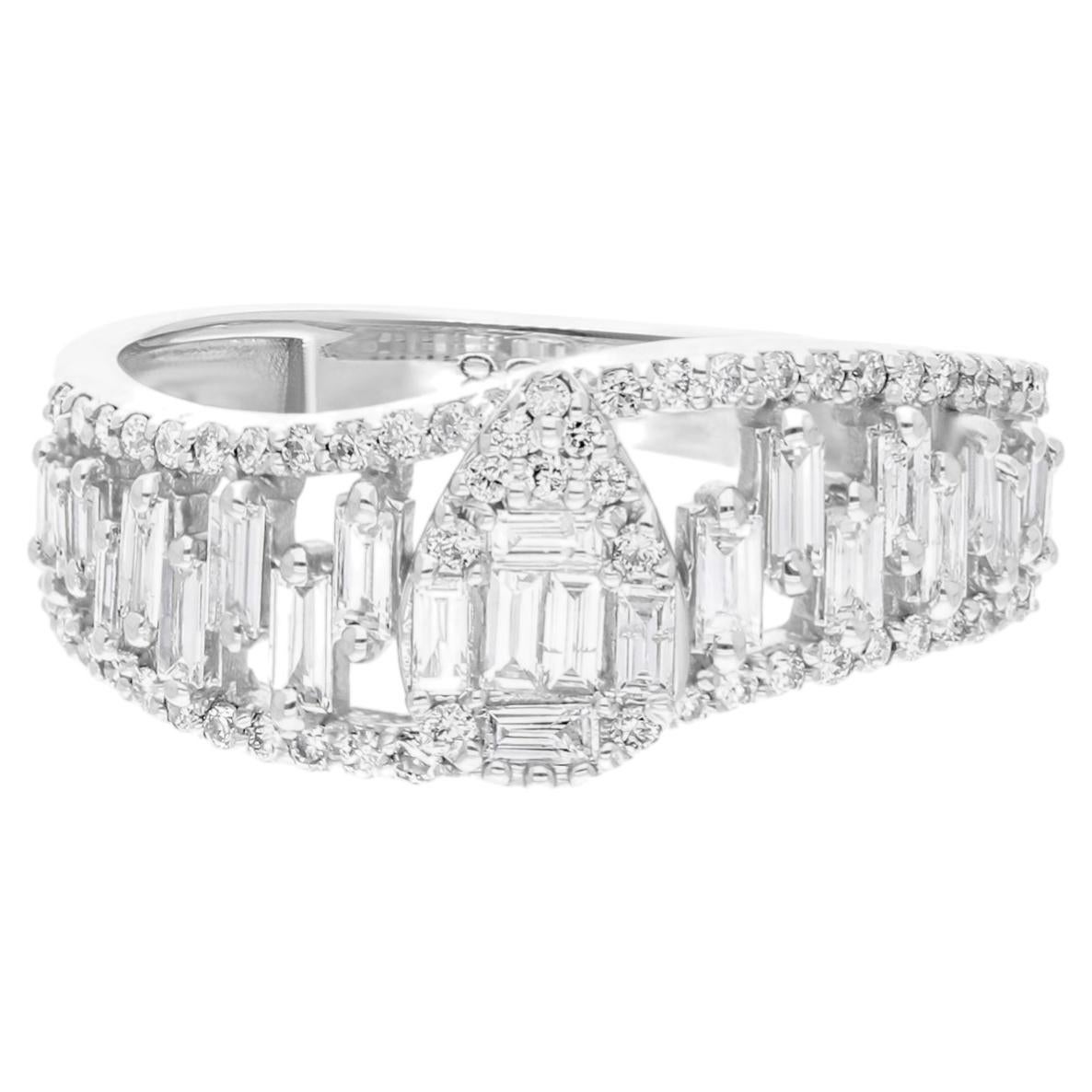 Certified SI/H Diamond Cluster 14 Karat White Gold Engagement Band Ring