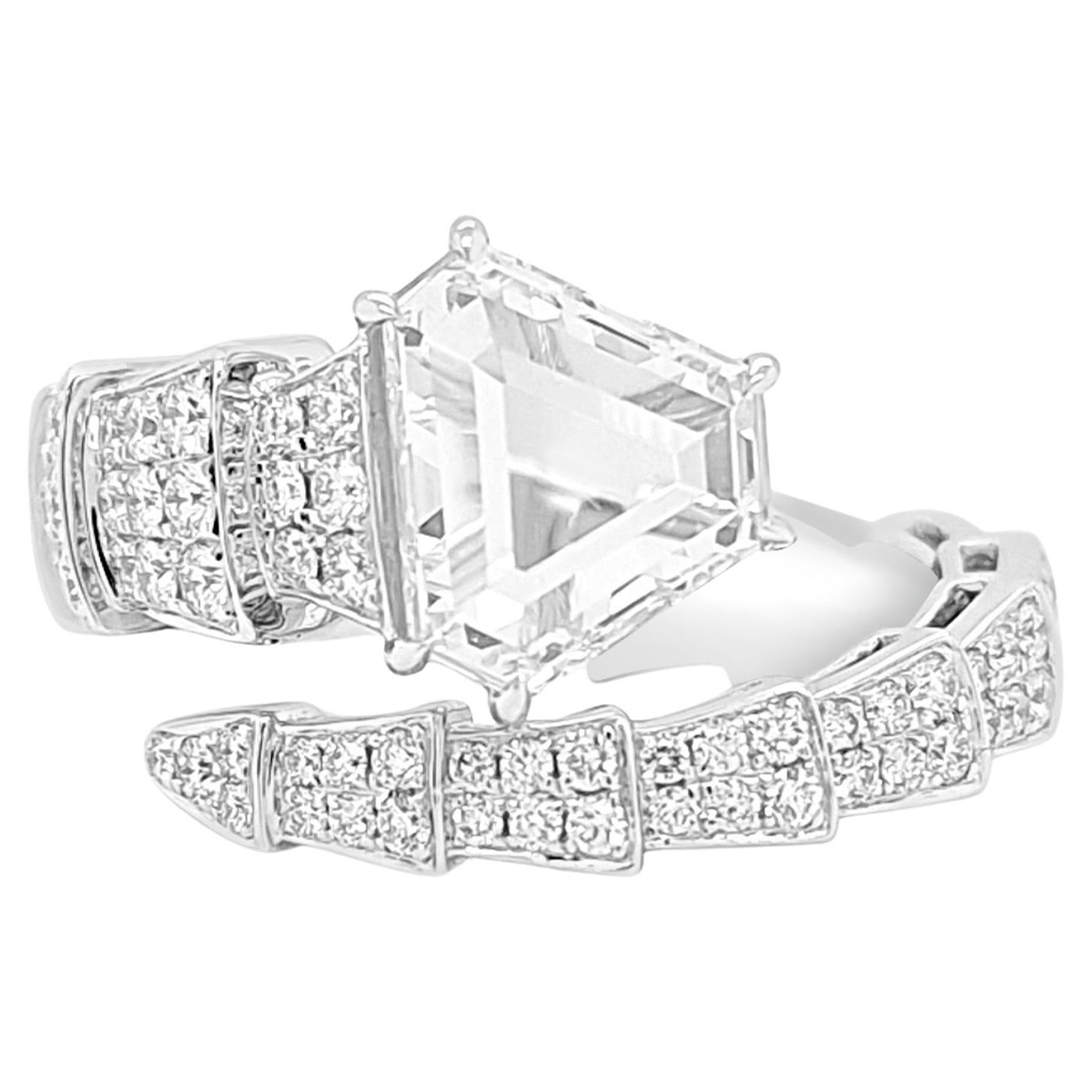 Zertifizierter Bandring im Schlangenstil Brillantschliff Natürliche weiße Diamanten 18K Gold im Angebot