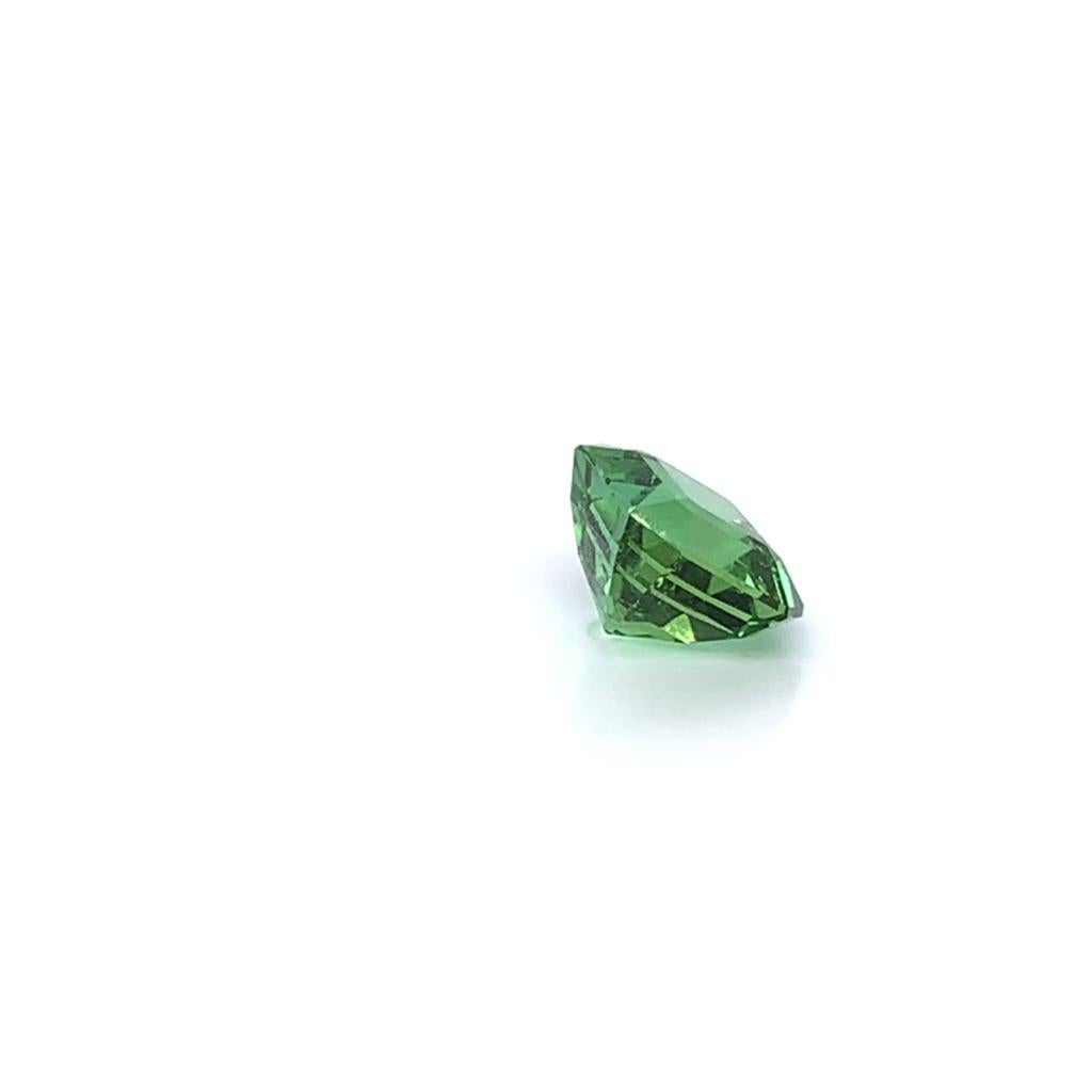 Taille émeraude Tourmaline verte naturelle certifiée taille émeraude carrée de 4,30 carats en vente