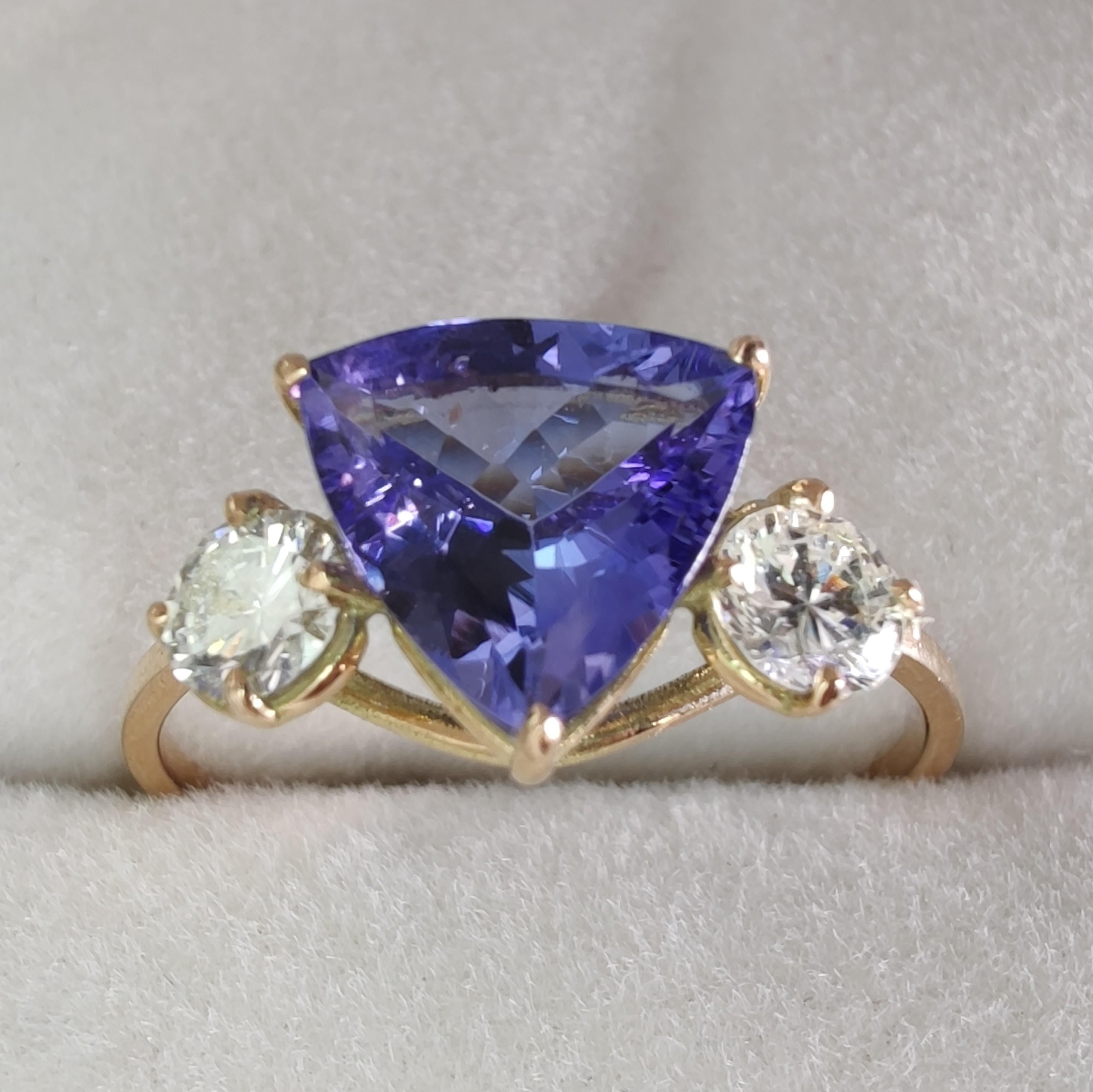 Enjoy Free Express Shipping, Complimentary Resizing, and Gift-Ready Packaging!
Your perfect jewelry piece comes beautifully prepared and ready to impress. 🎁✨
We are artisans who create unique, special pieces filled with symbolism and passion.
Let