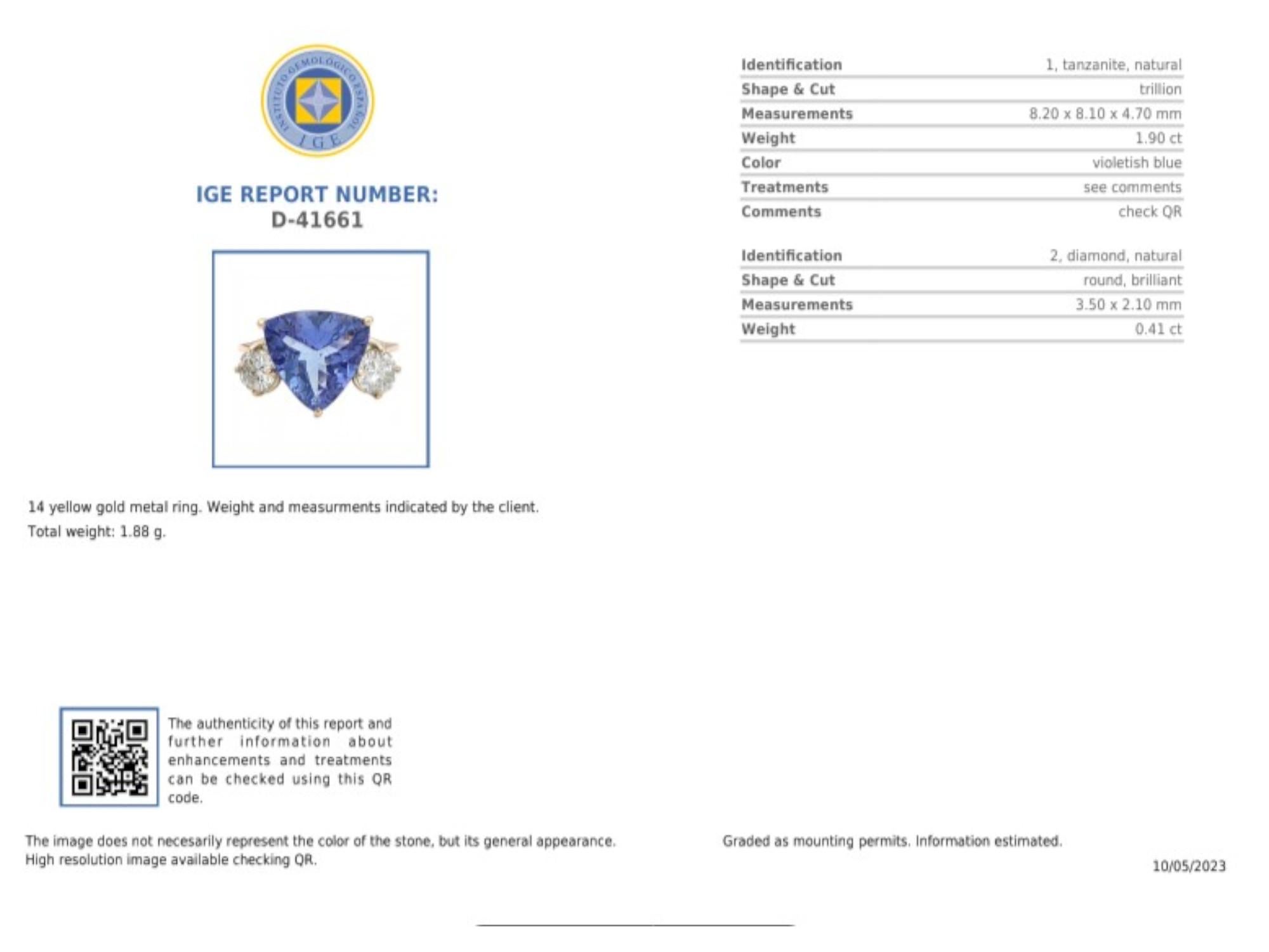 Certified Tanzanite and Diamond Ring - Perfect Gift for Her - Engagement ring For Sale 3