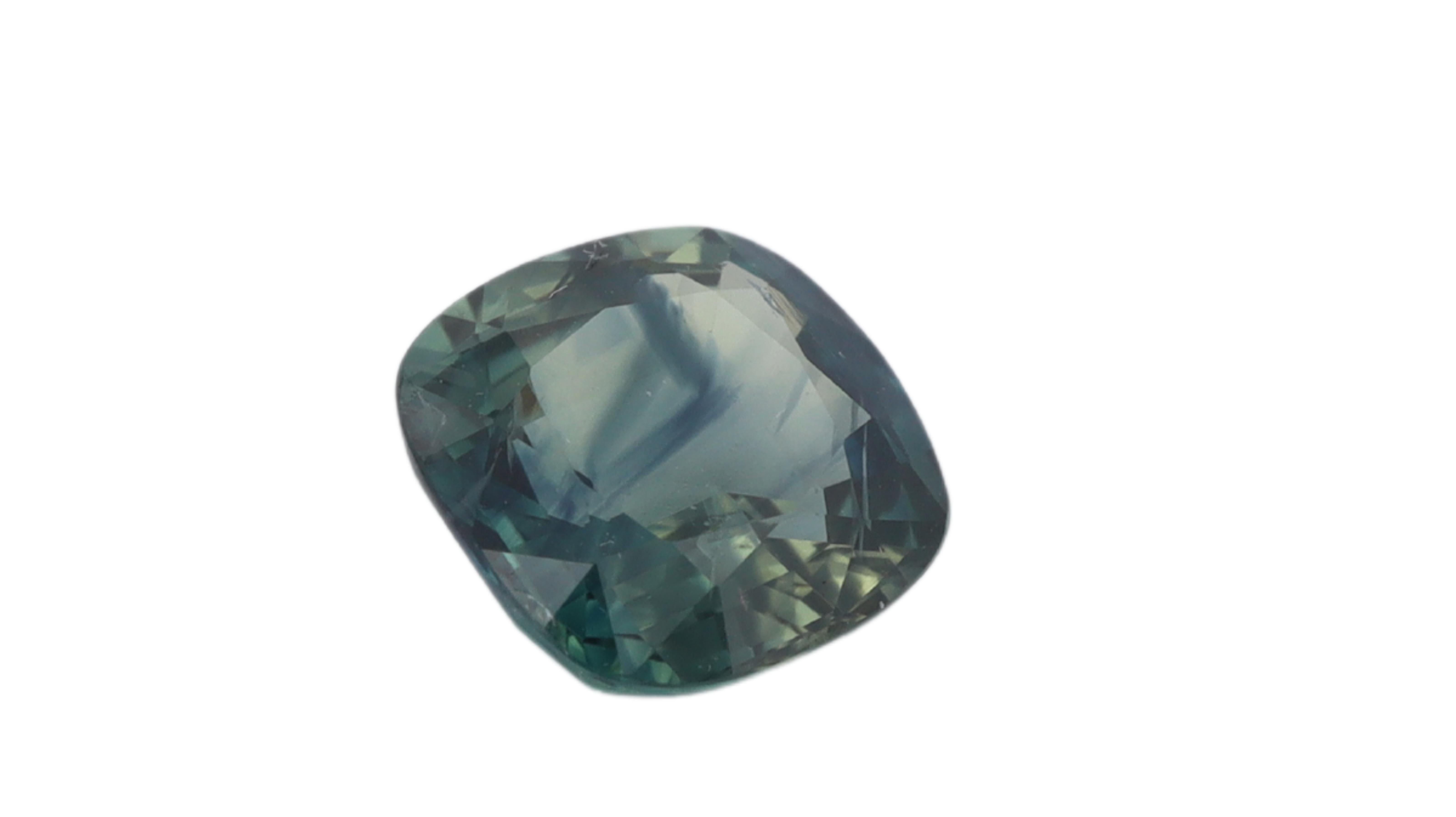 Modern Certified Teal Sapphire from Siam, Thailand - 1.60ct For Sale