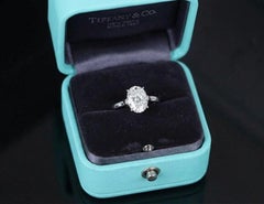 Certified Tiffany & Co. 2 Carat G VVS2 Oval Brilliant Diamond Platinum Ring