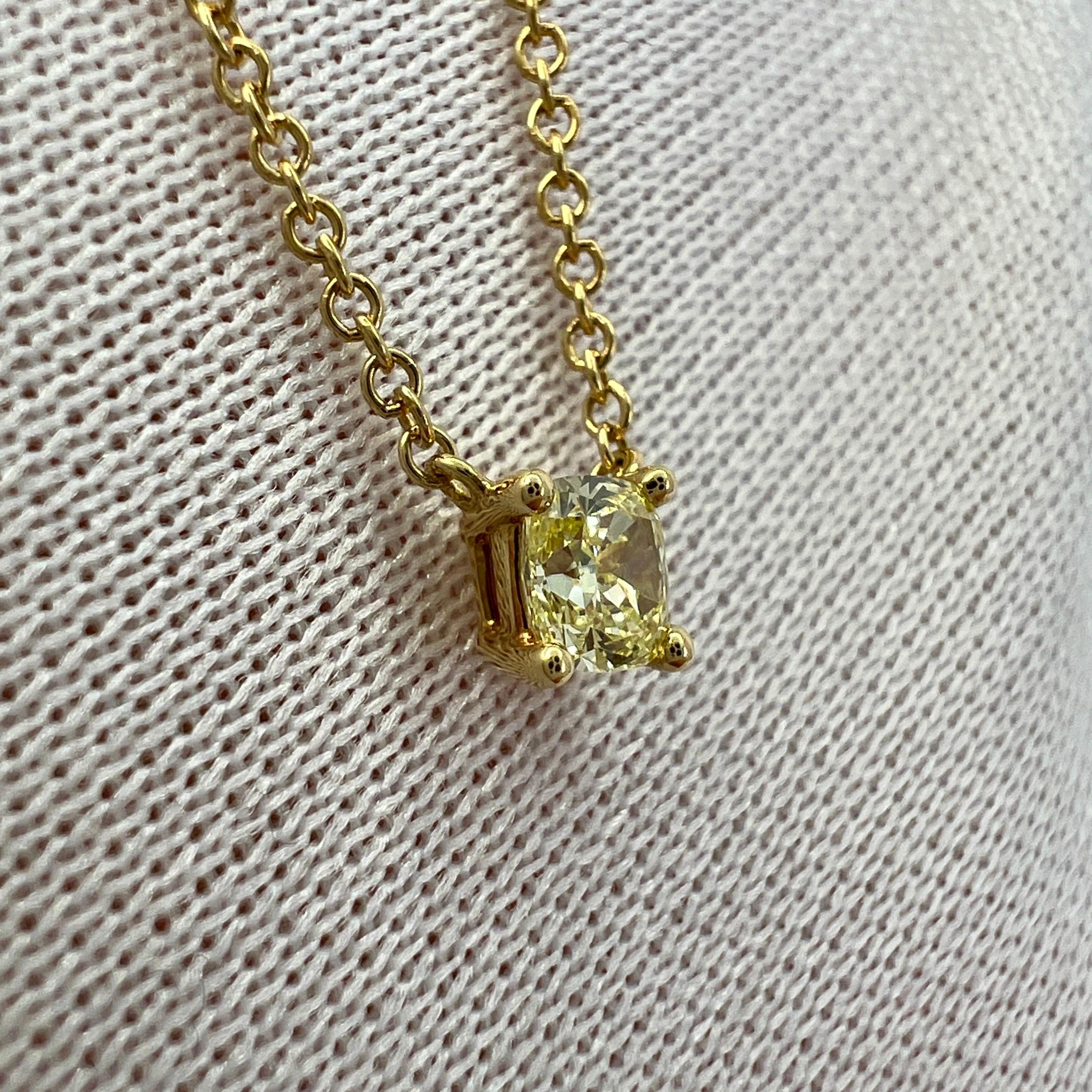 Certified Tiffany & Co. Fancy Yellow Diamond 18k Gold Solitaire Pendant Necklace In Excellent Condition In Birmingham, GB