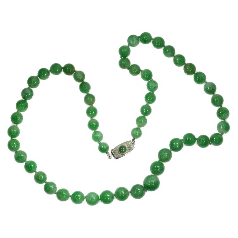 Certified Top Quality Natural A-Jadeite Necklace of 53 Beads '67.51 Grams' For Sale 1