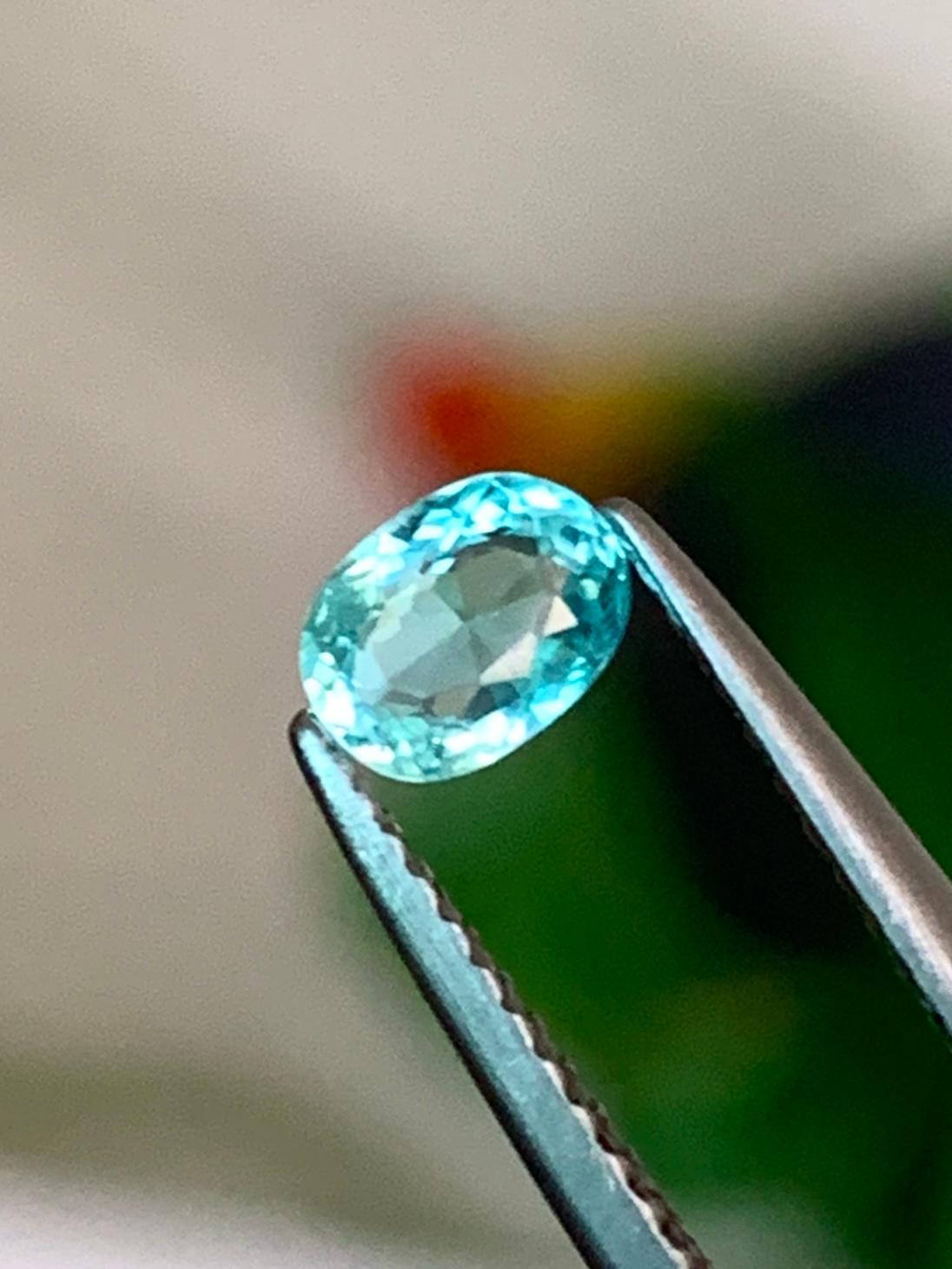 Femenino o masculino Turmalina Paraiba Azul Neón Natural Certificada de Primera Calidad 0,43 Cts en venta